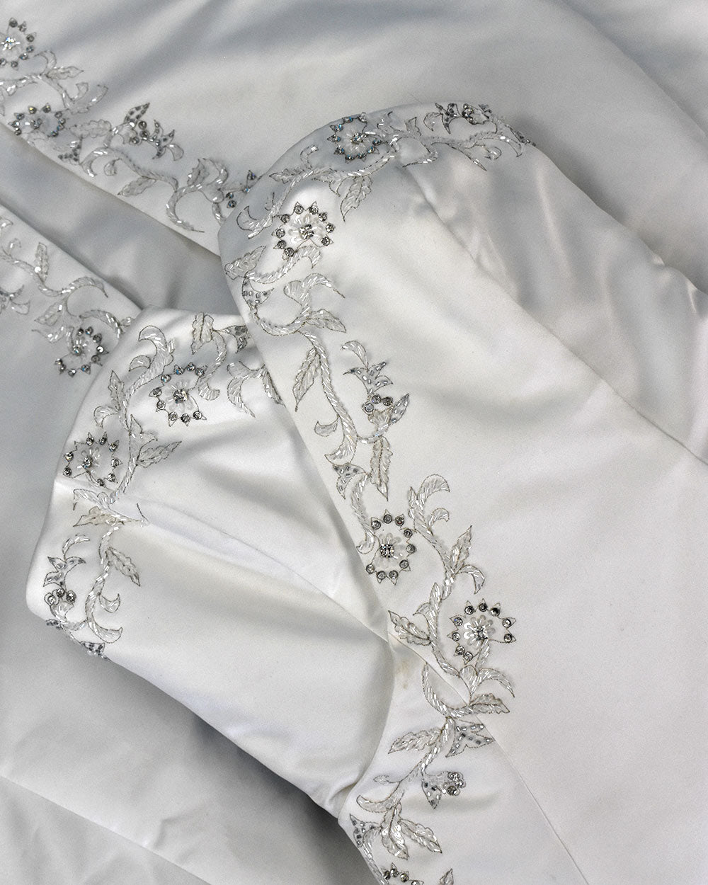 Alfred Angelo White A Line Wedding Dress UK 12 | Sue Ryder Alfred Angelo White A Line Wedding Dress UK 12 | Sue Ryder