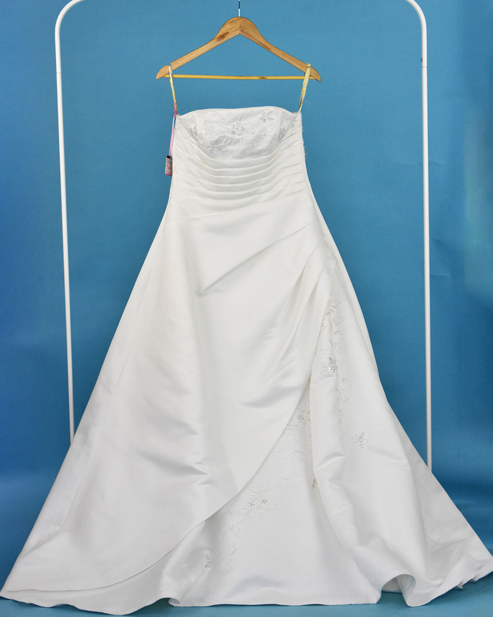 Forever Yours Ivory A Line Wedding Dress Size 12