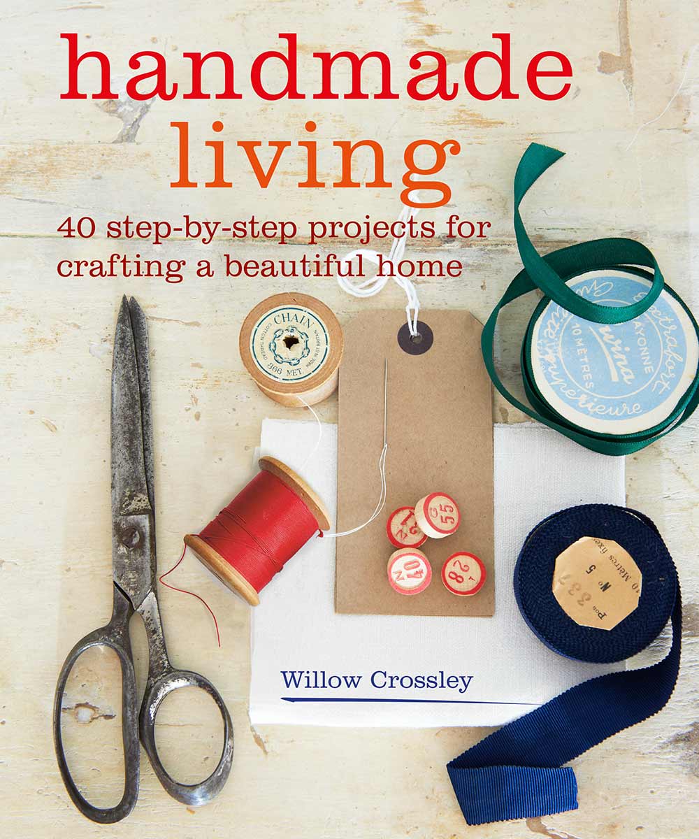 Be inspired by master maker, Willow Crossley who will show you how to bring a touch of hand-made magic to your home. transforming everyday items into something beautiful with 40 inspiring projects.