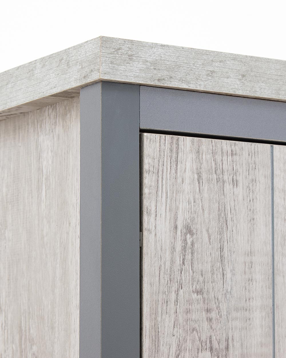 Looking for a modern bedroom furniture set? Then this 3 piece set will bring a splash of urban-chic to any interior! Comprising of; a wardrobe, a set of drawers and a bedside table.