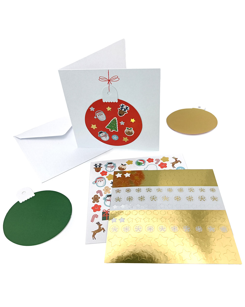 Inside, you'll discover 10 bauble-shaped cards. With 5 captivating green bauble cards and 5 vibrant red bauble cards, with a shimmering gold back. You'll have the perfect canvas to bring your imagination to life. Included in this Christmas card making kit is a whopping 250 stickers in total. Among these stickers, you'll find 140 jolly festive delights. Everything to make your own cards!