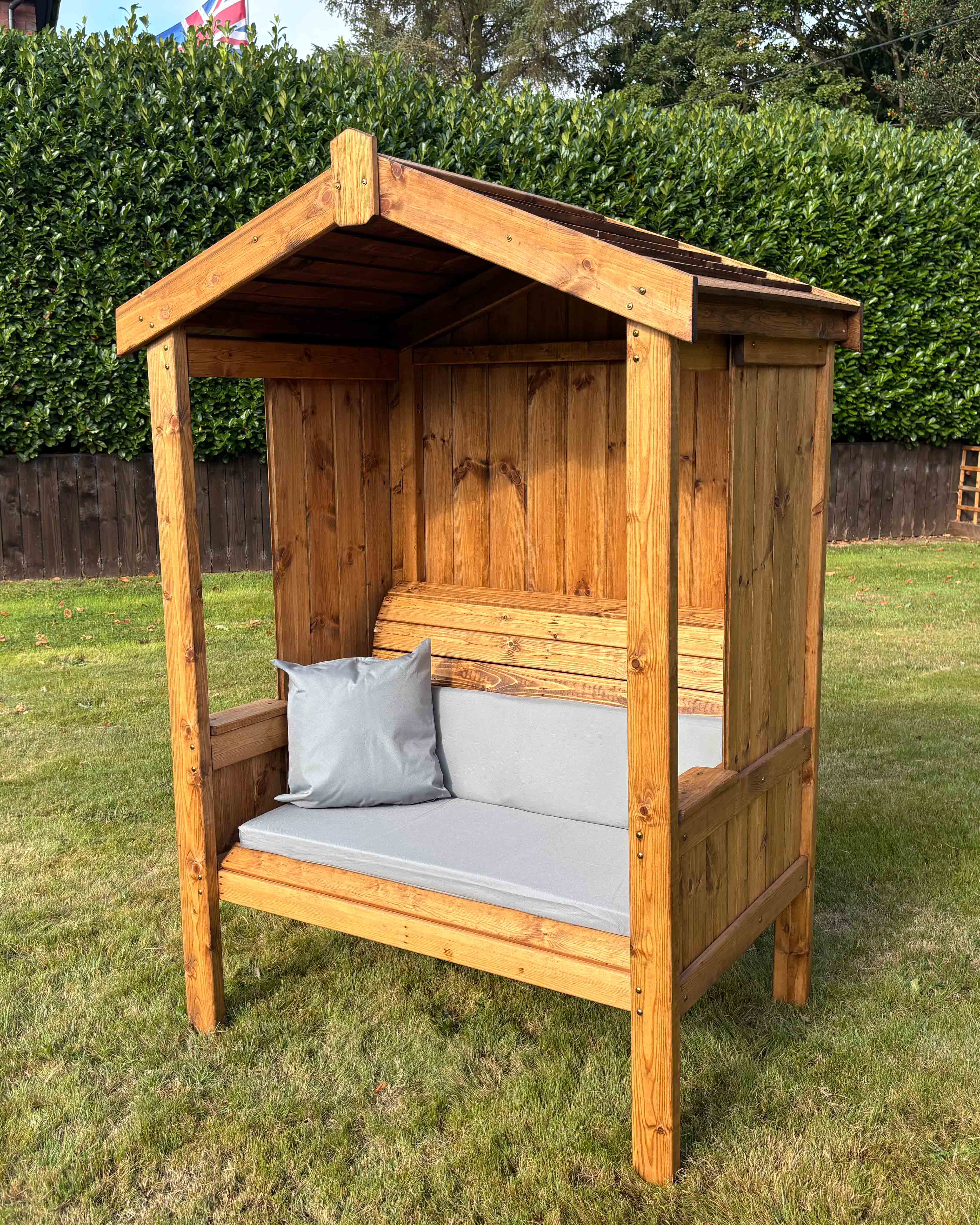 Charles Taylor Two Seater Imperial Arbour Grey Accessories