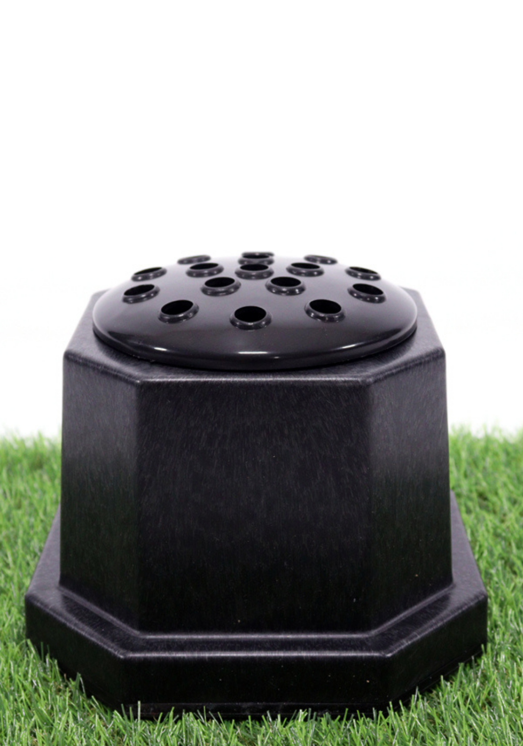 Memorial Pot Black 18.5cm
