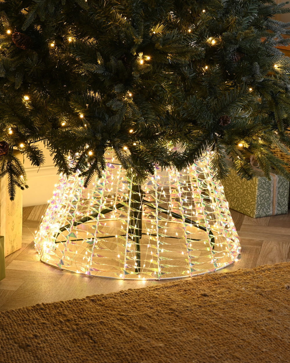 Iridescent Christmas Tree Skirt Lit 71cm