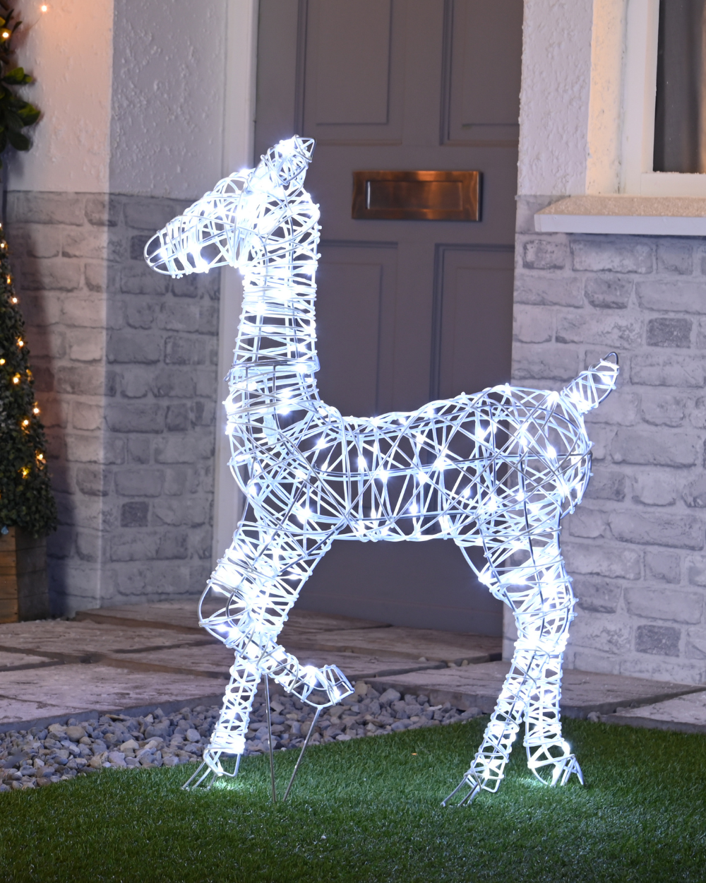 Faux Rattan Doe White Light LED 87cm