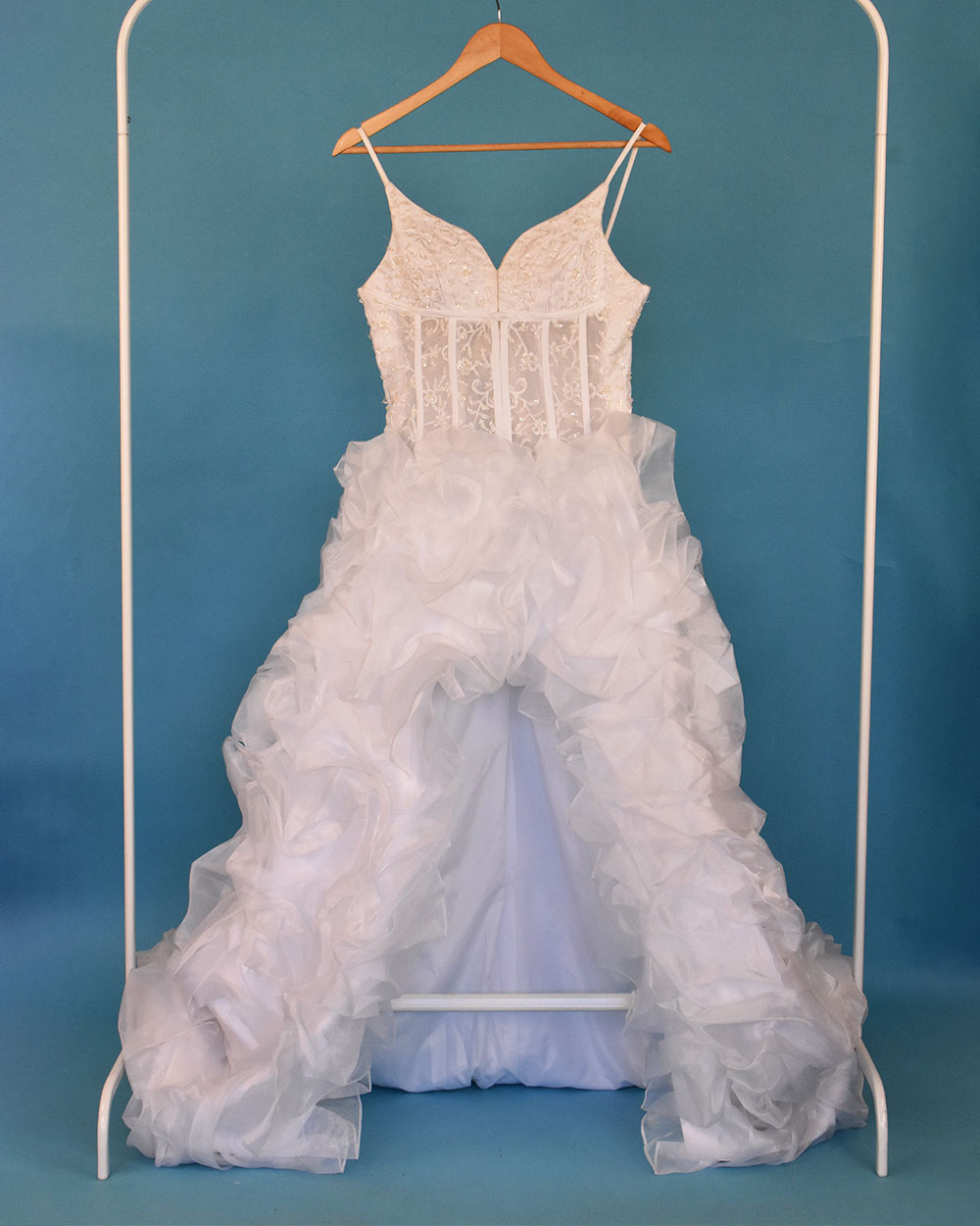 White Corset Bodice Ruffled Skirt Wedding Dress Size 8