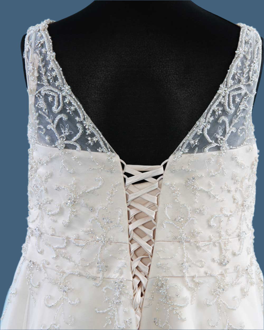 Sonsie By Veromia Champagne Wedding Dress Size 24