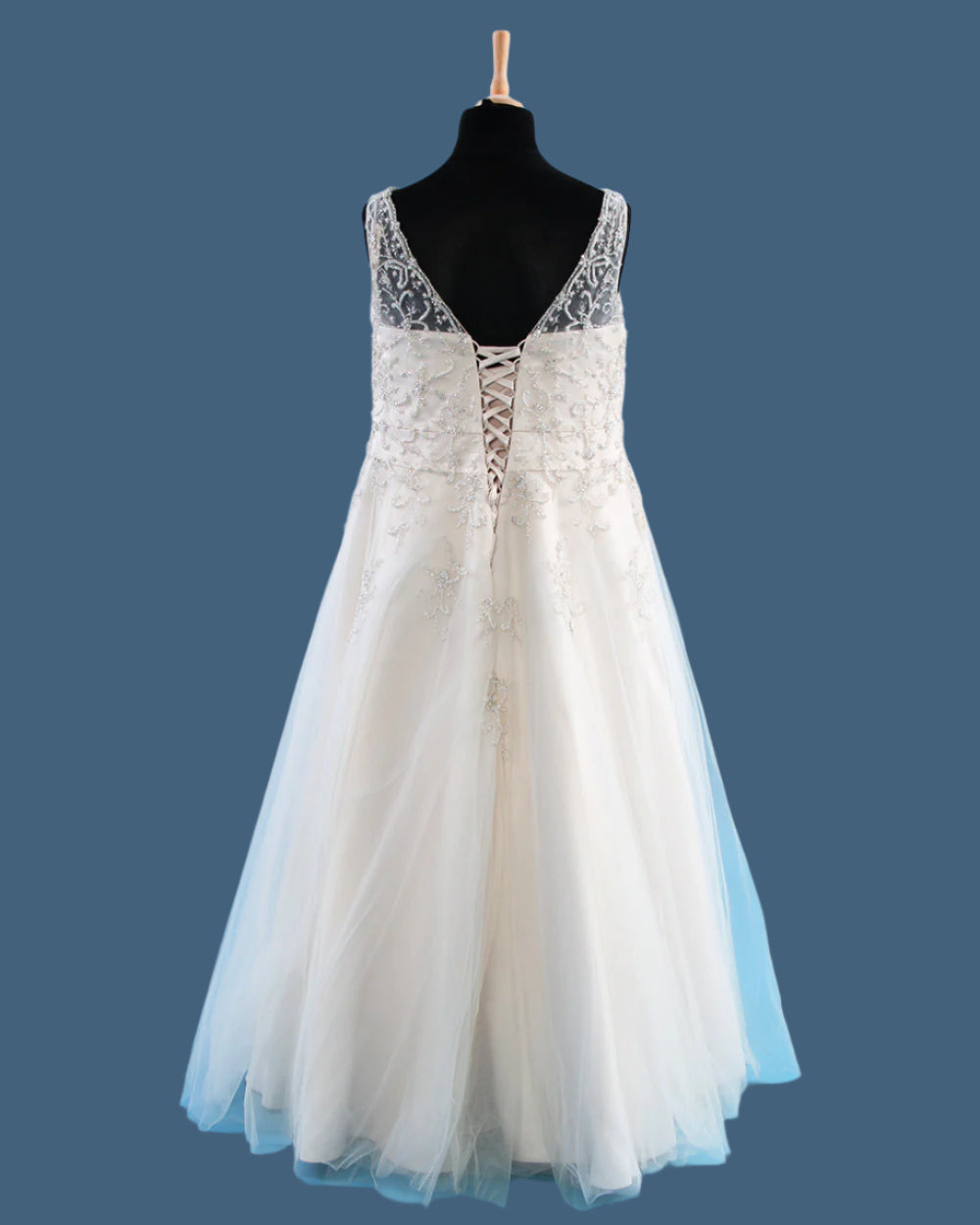 Sonsie By Veromia Champagne Wedding Dress Size 24