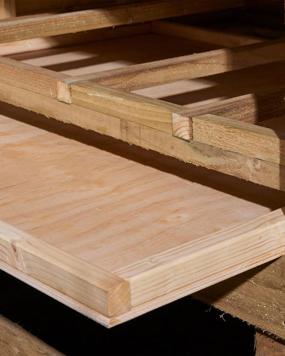 Large Chicken Coop Wooden Rowlinson close up of the inside removeable tray for easy cleaning