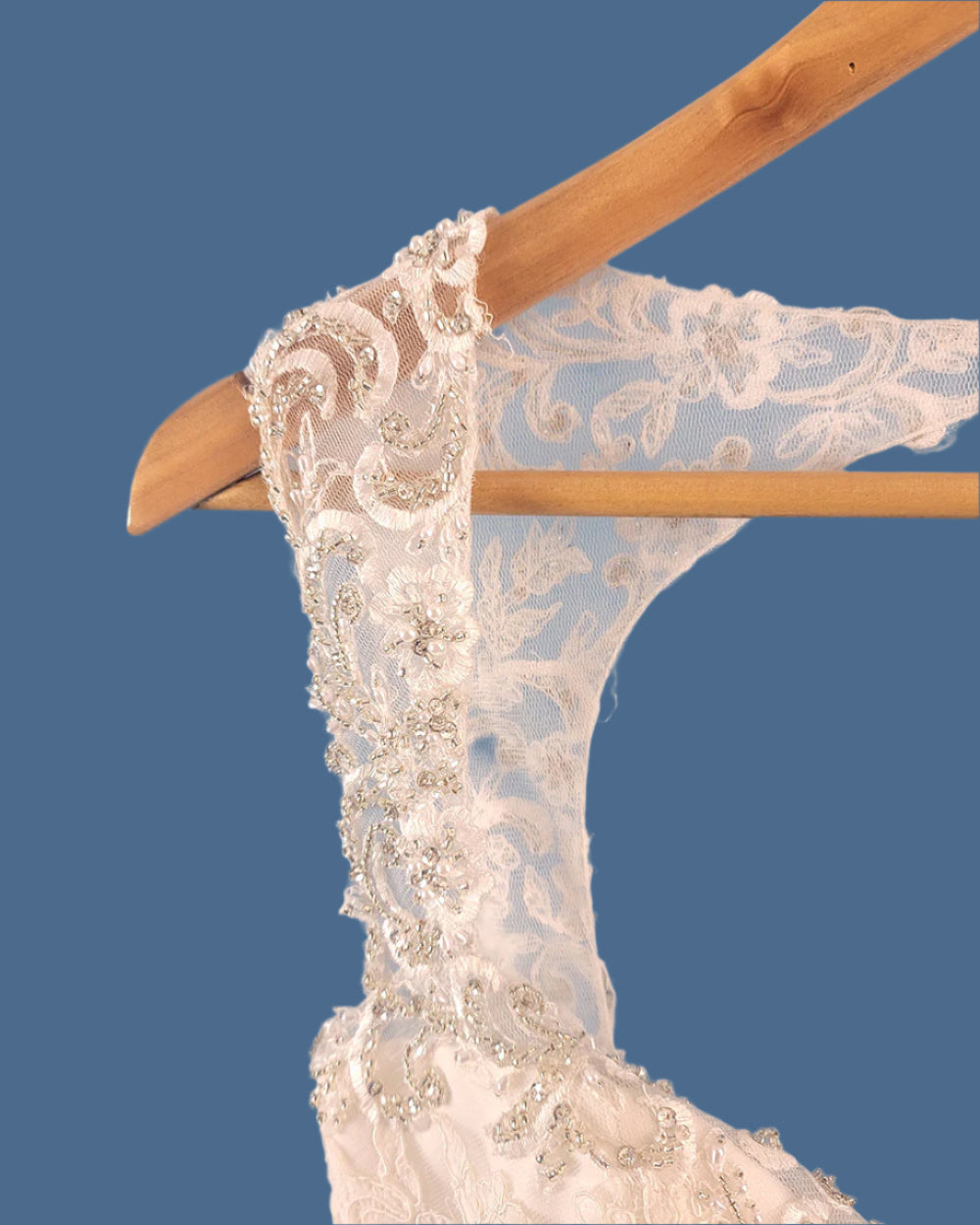 Jasmine Collection Ivory Fitted Wedding Dress Size 8