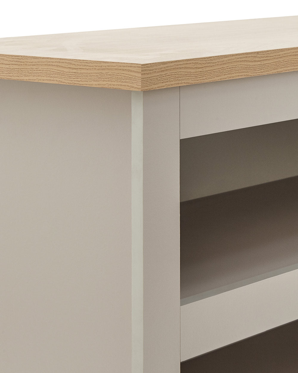 Lancaster simple shoe bench close up of the thick 25mm oak effect top on a white background