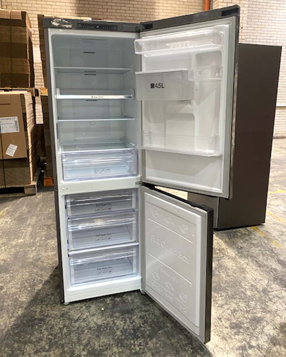 Samsung Large Fridge Freezer RB29FWRNDSS_SS