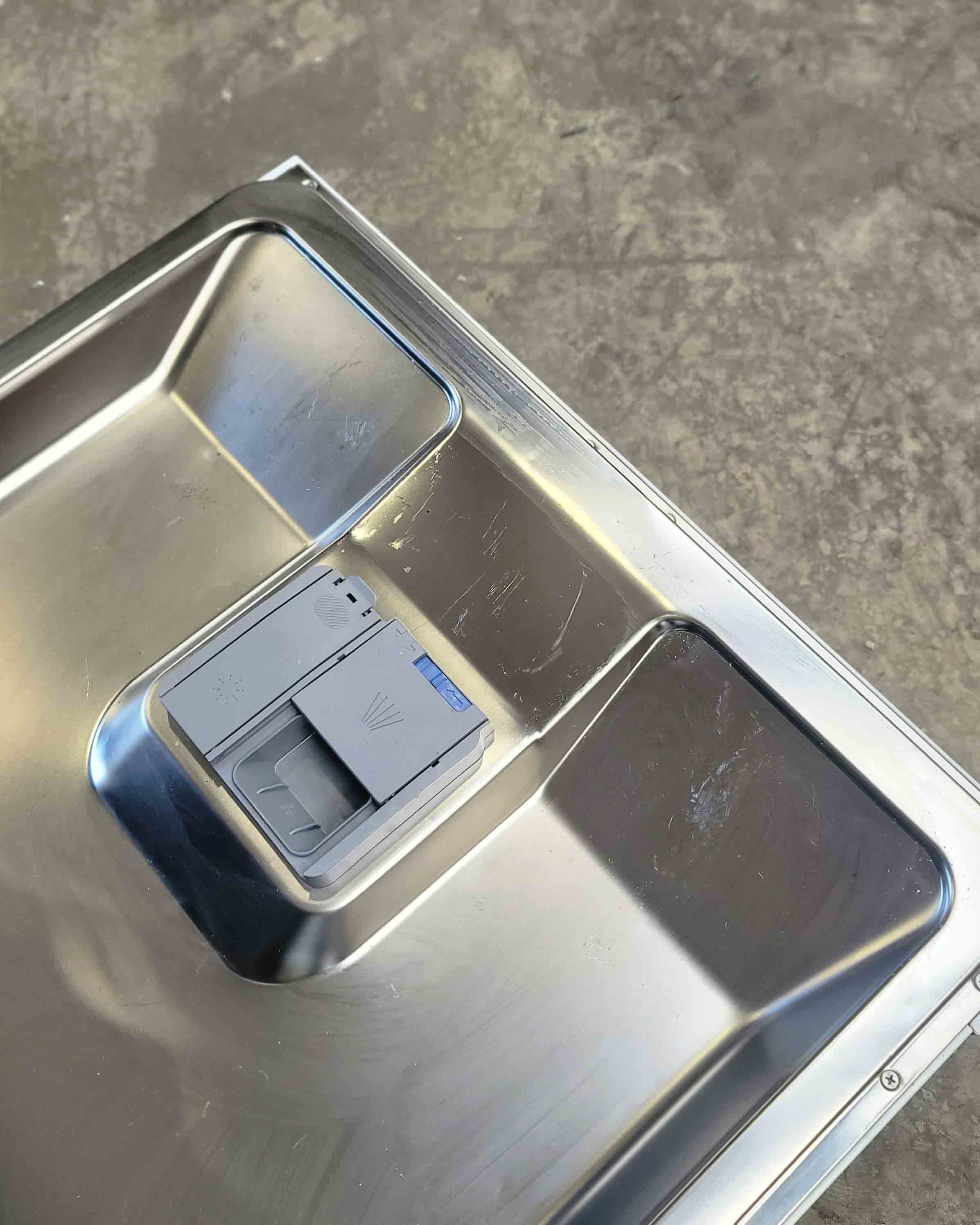 BEKO White Dishwasher DVN04320W
