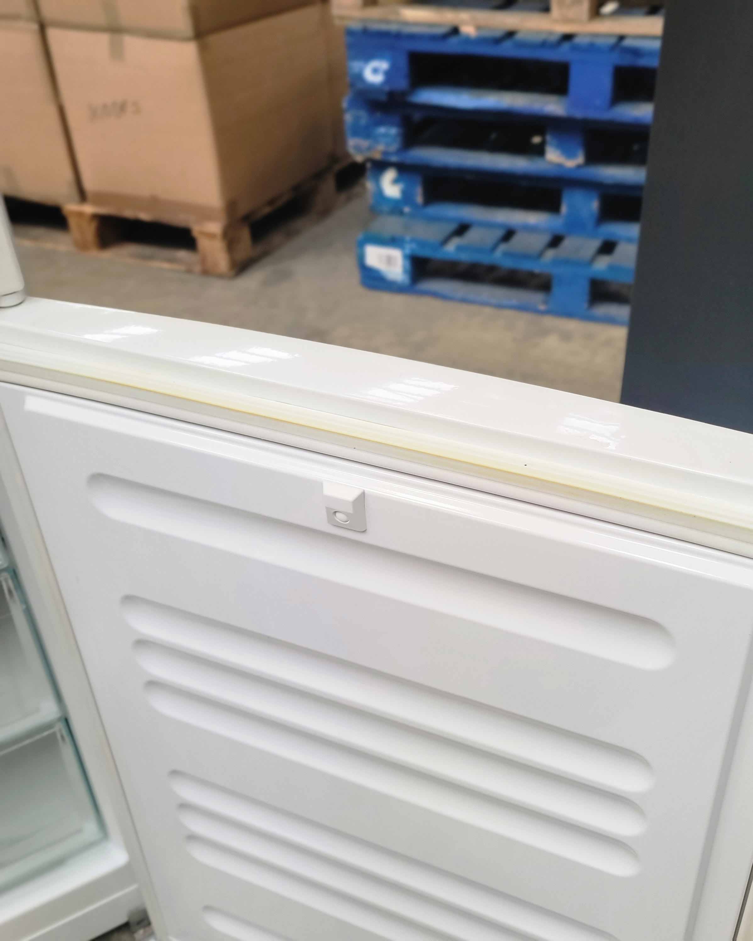 MIELE Large White Fridge Freezer kdn12823s
