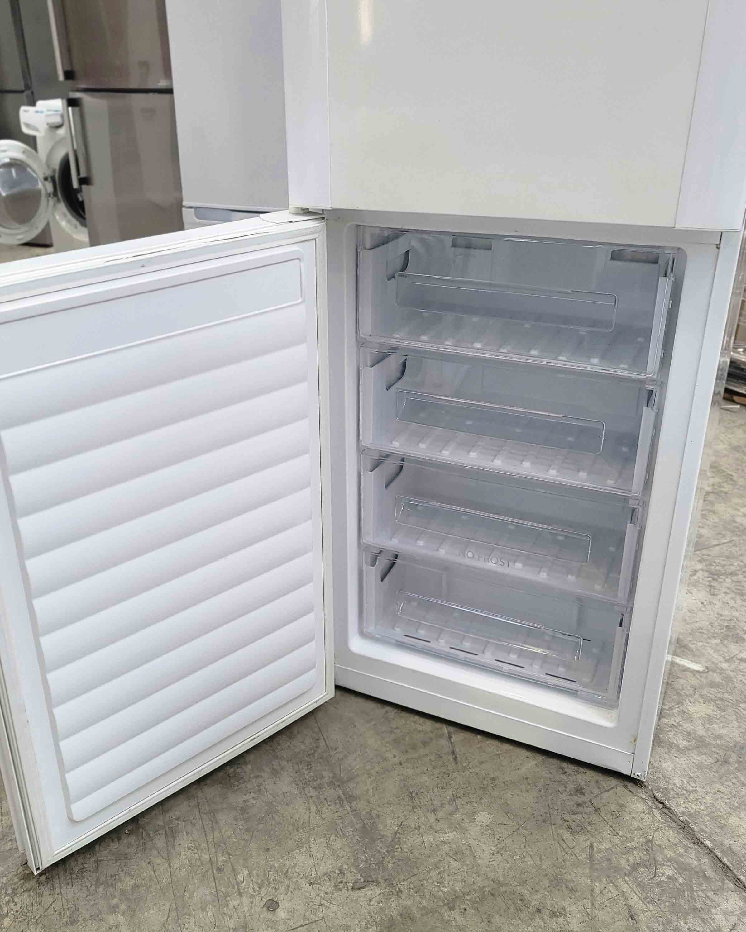 HOOVER Large White Fridge Freezer
