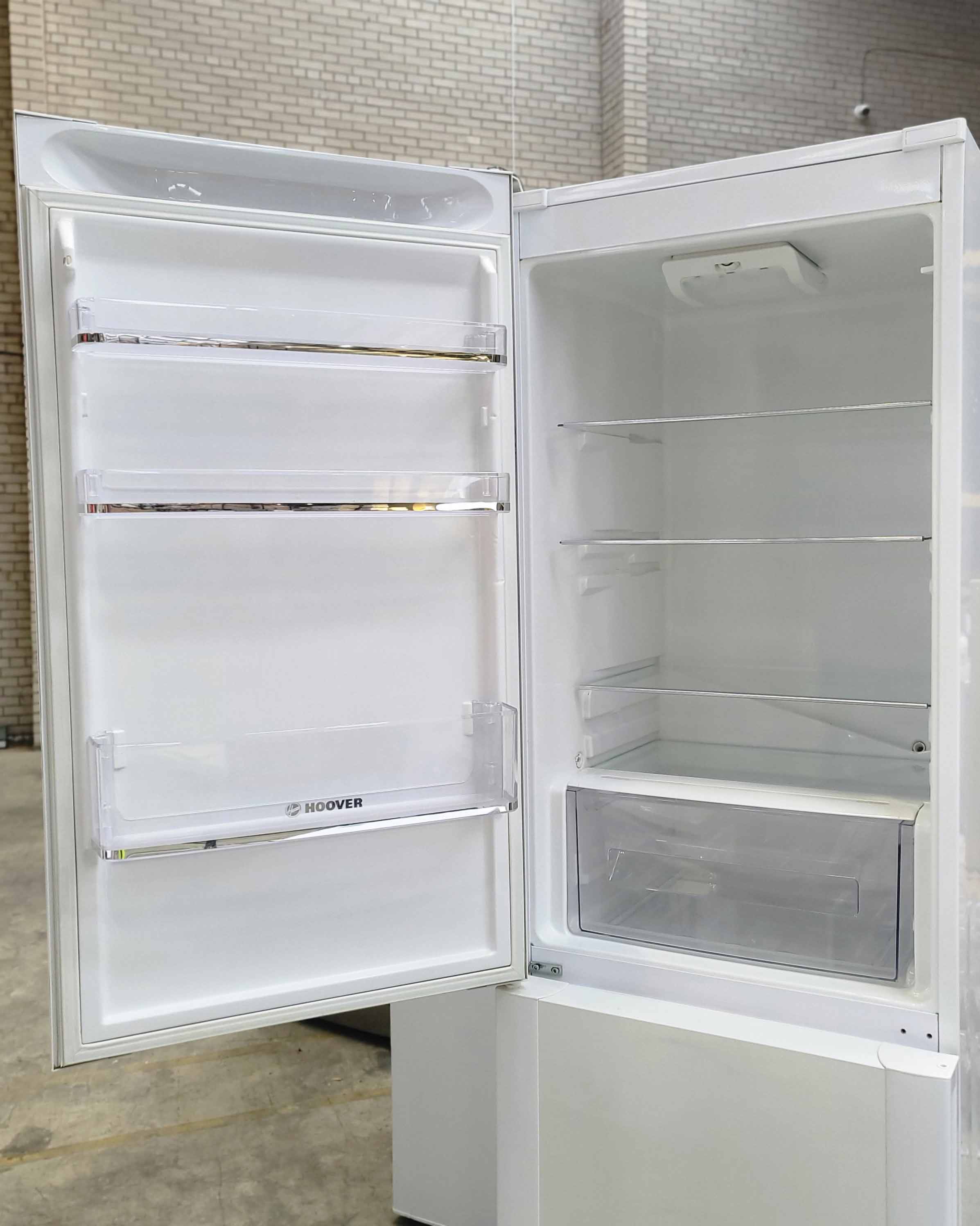 HOOVER Large White Fridge Freezer
