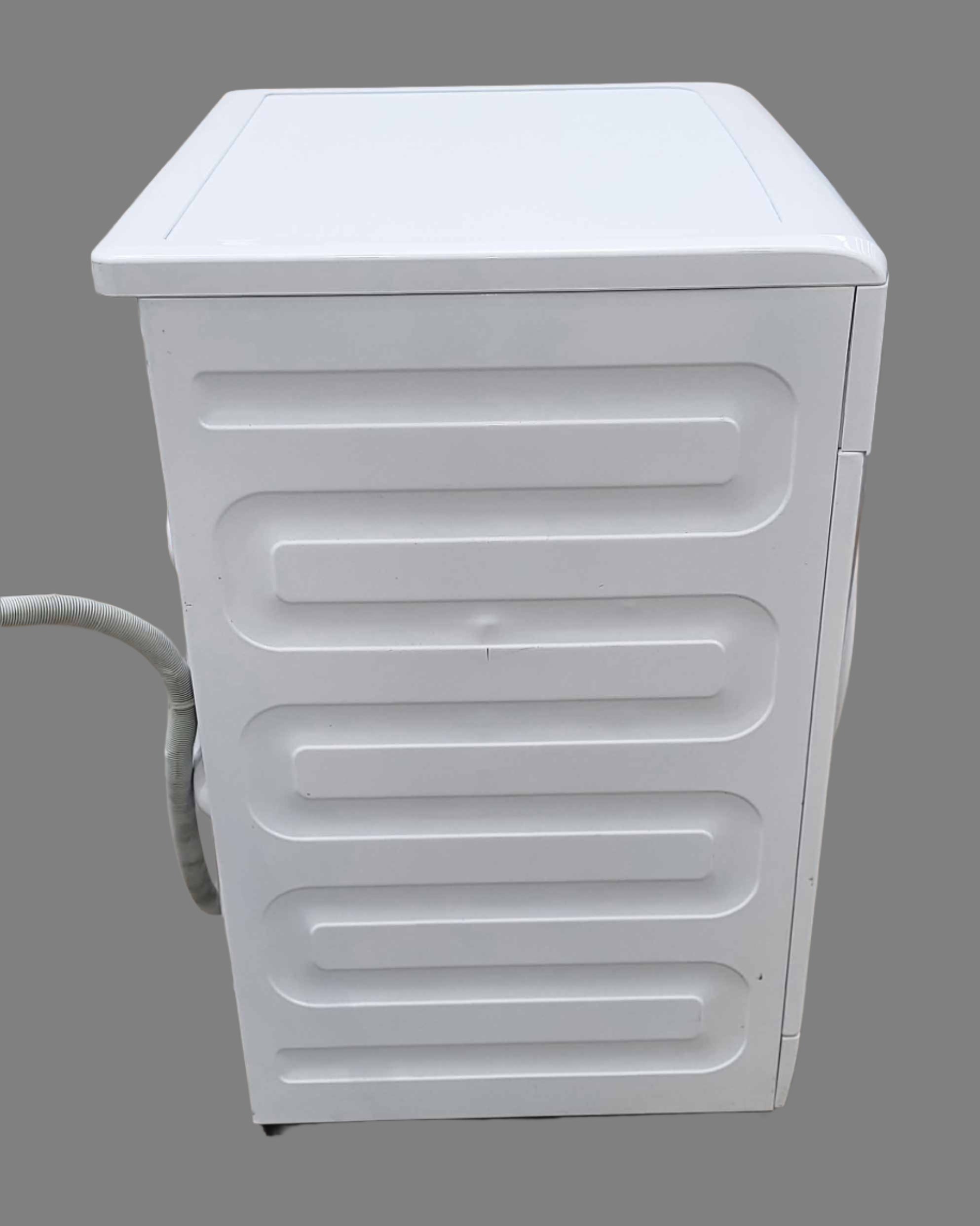 Beko 7kg White Washing Machine WM74135W
