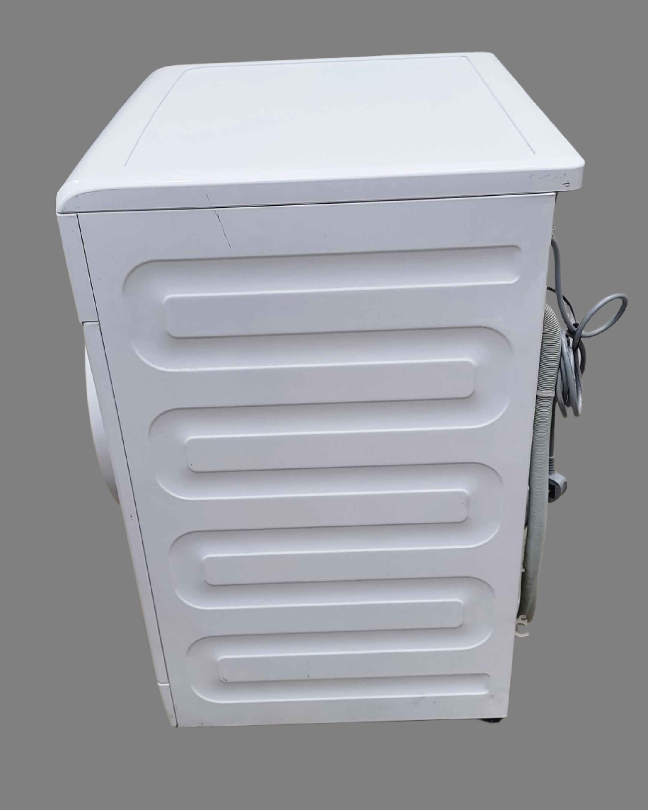Beko 7kg White Washing Machine WM74135W