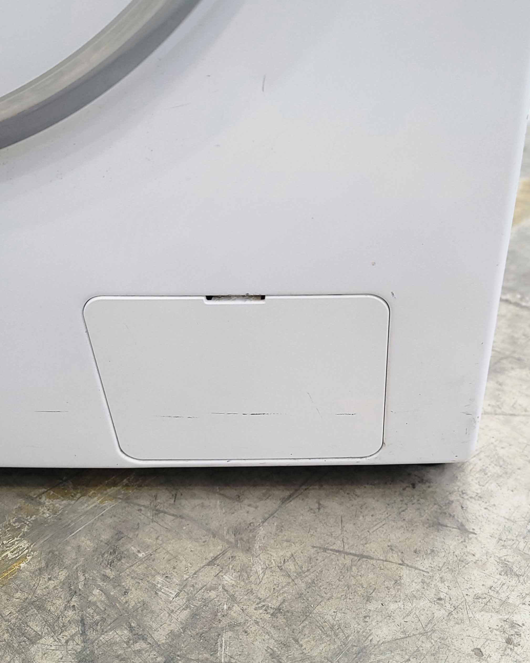 SAMSUNG 9kg White Washing Machine Wf90f5e5u4
