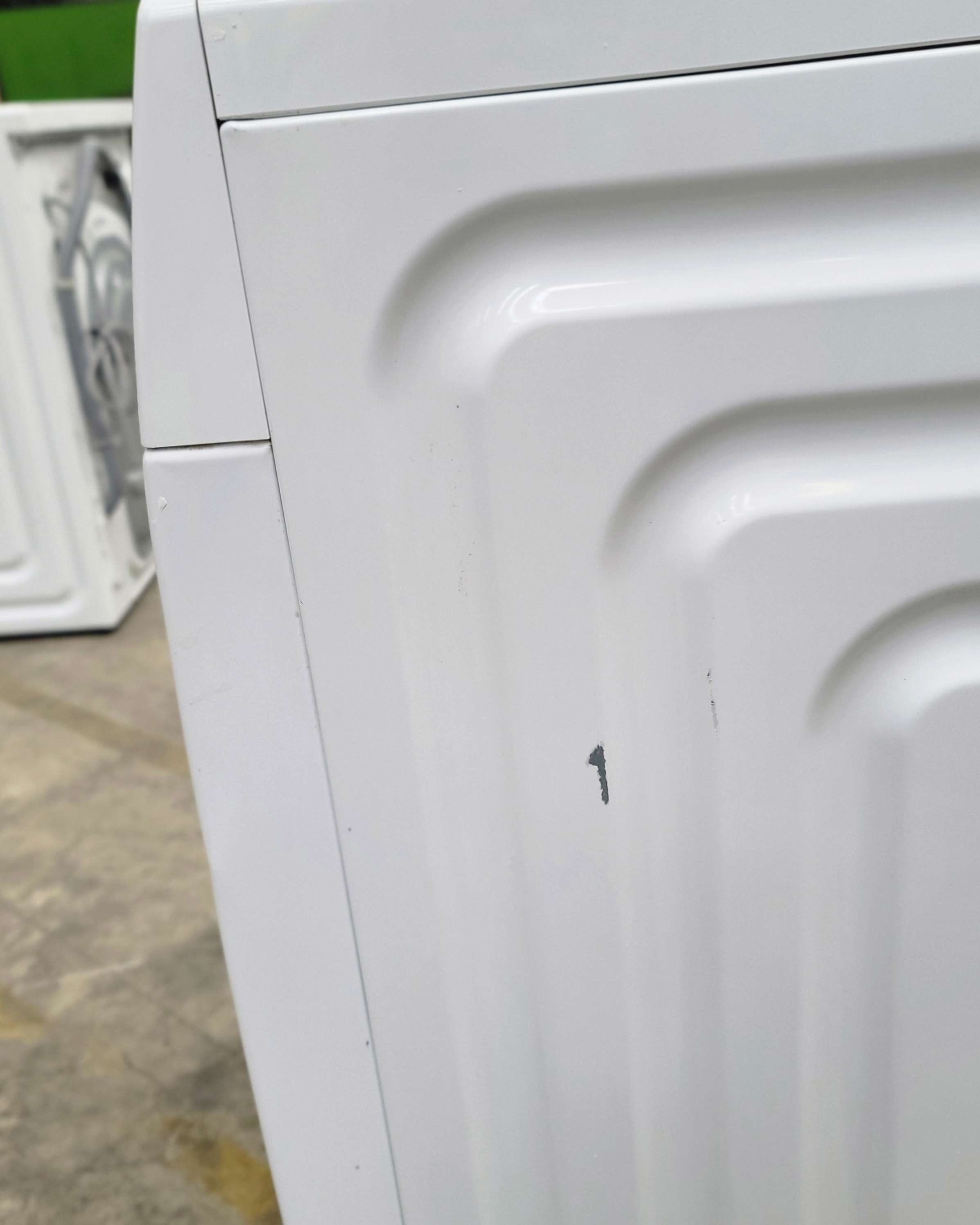SAMSUNG 9kg White Washing Machine Wf90f5e5u4