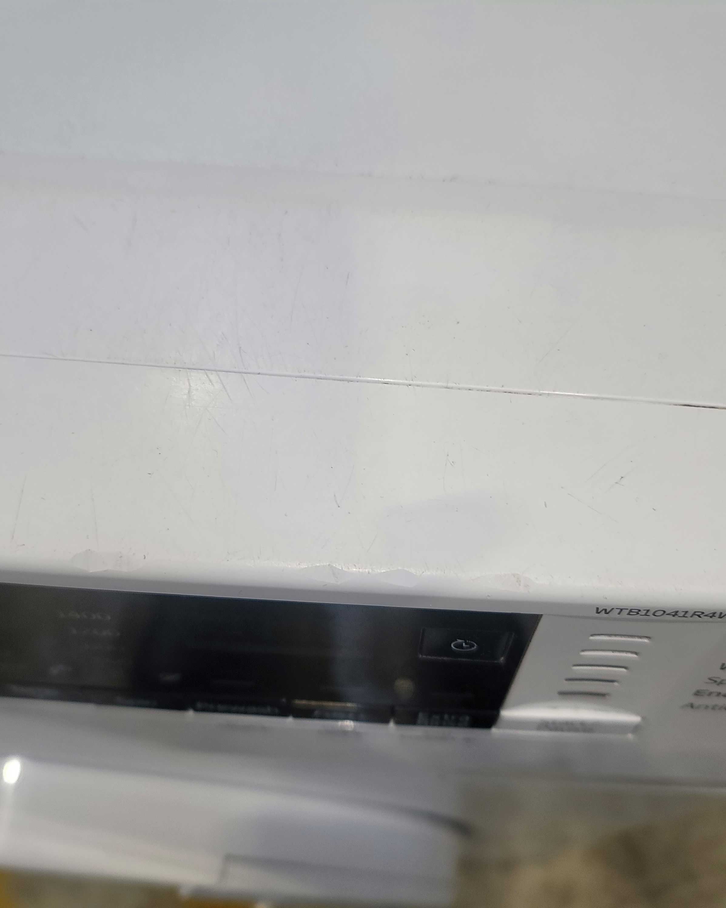Beko 10kg White Washing Machine WTB104R4W