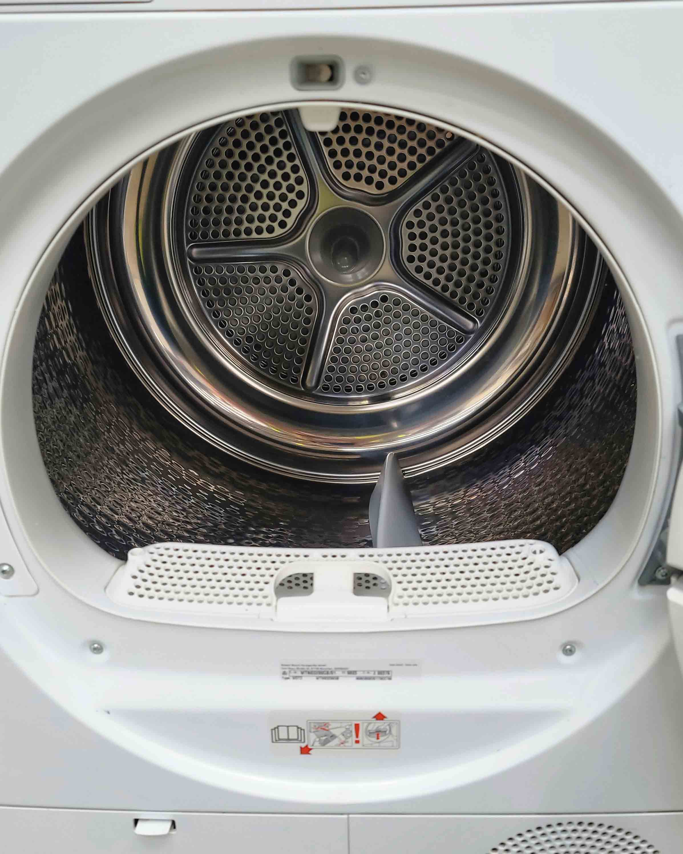 BOSCH Condenser Dryer WTN83200GB White 8kg