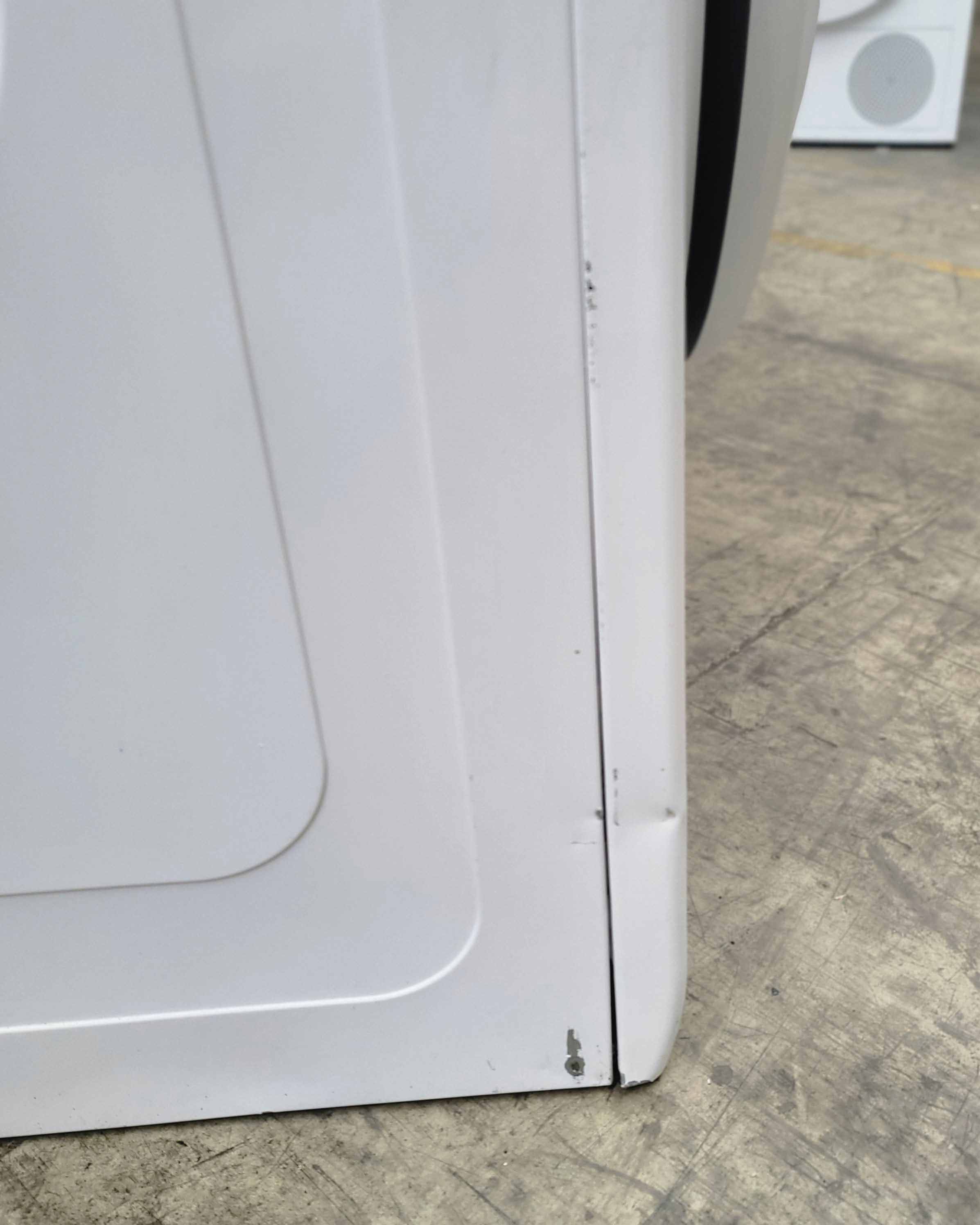 HOTPOINT Condensing Dryer NTM1081WK White 8kg