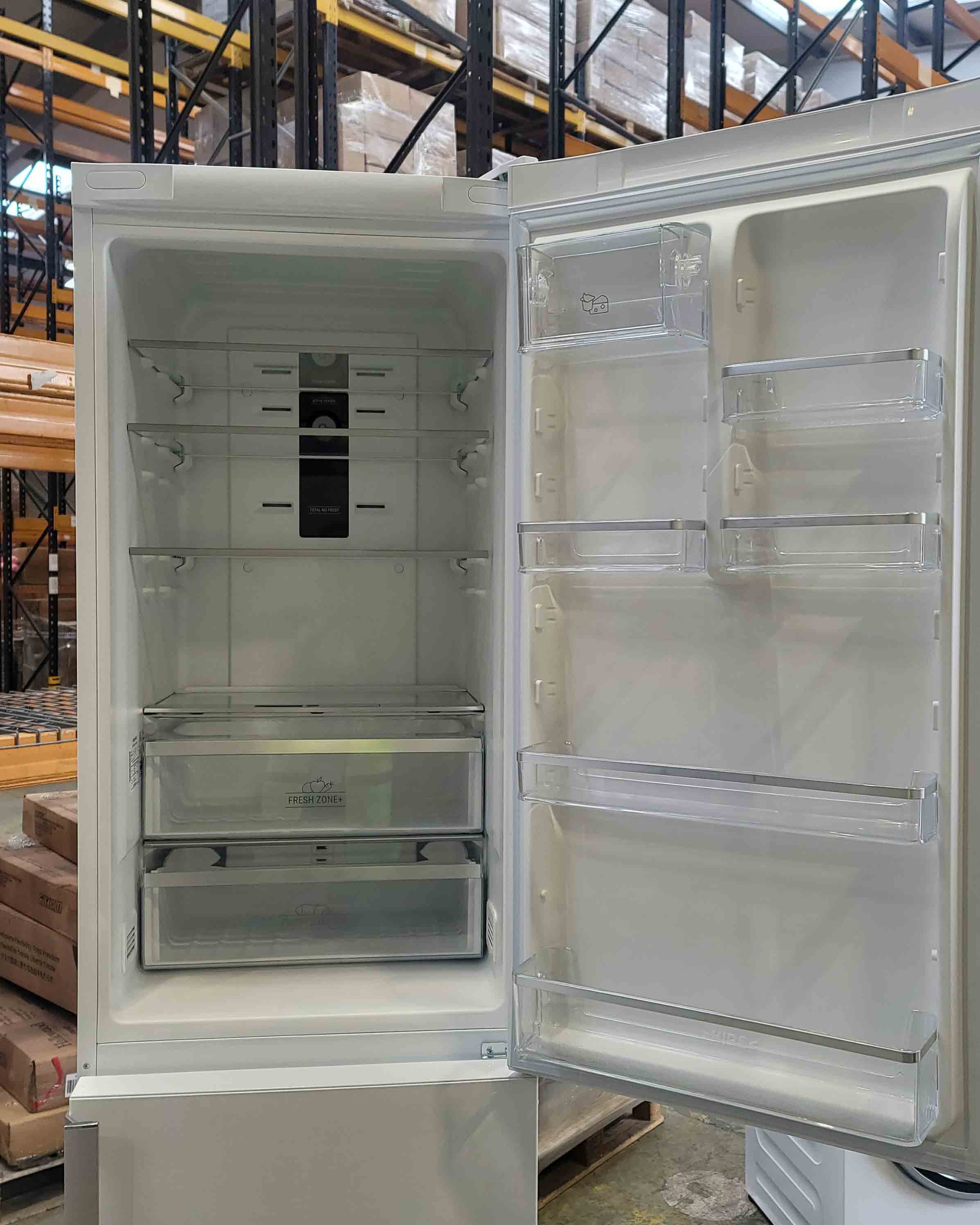 HOTPOINT Large White Fridge Freezer H7NT911TWH1