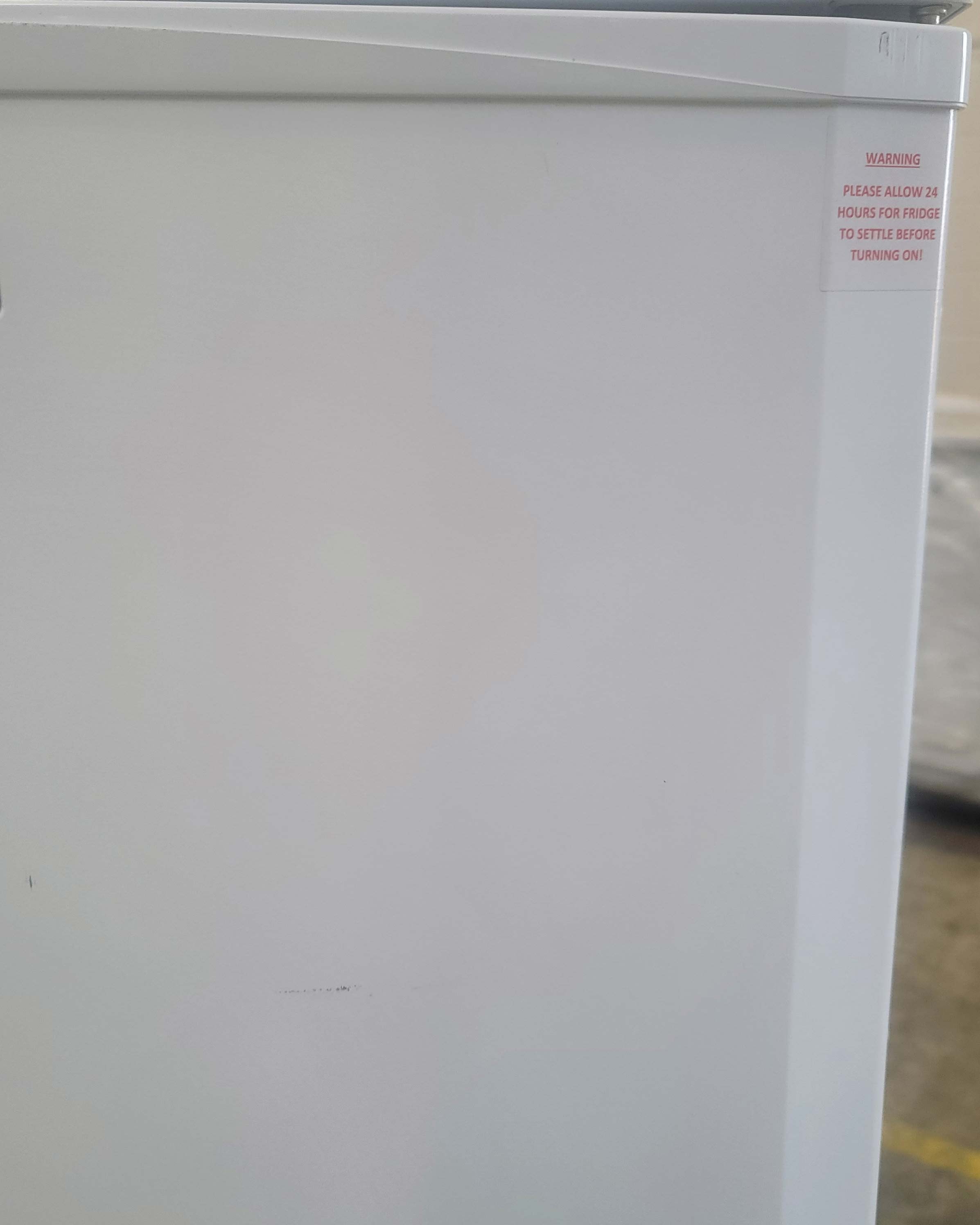 HOTPOINT Medium Freezer FZA54 White