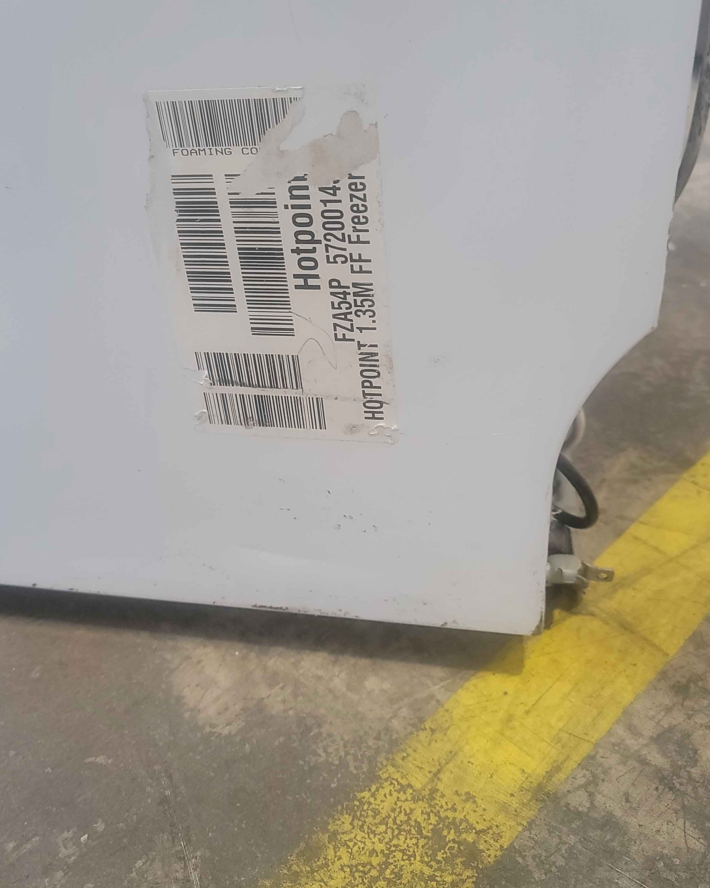 HOTPOINT Medium Freezer FZA54 White
