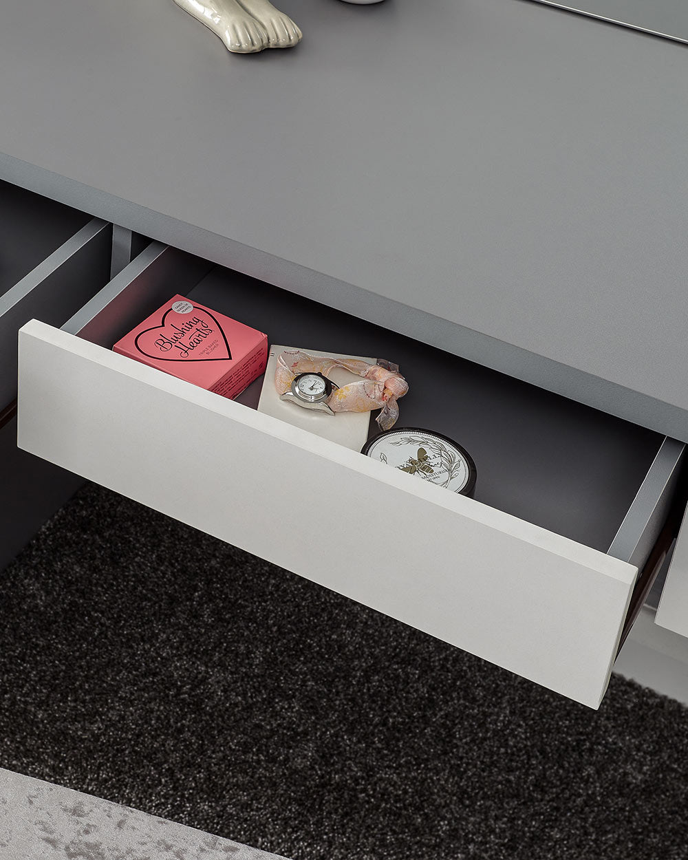 Lifestyle image of the main drawer open, to get an idea on the sizing