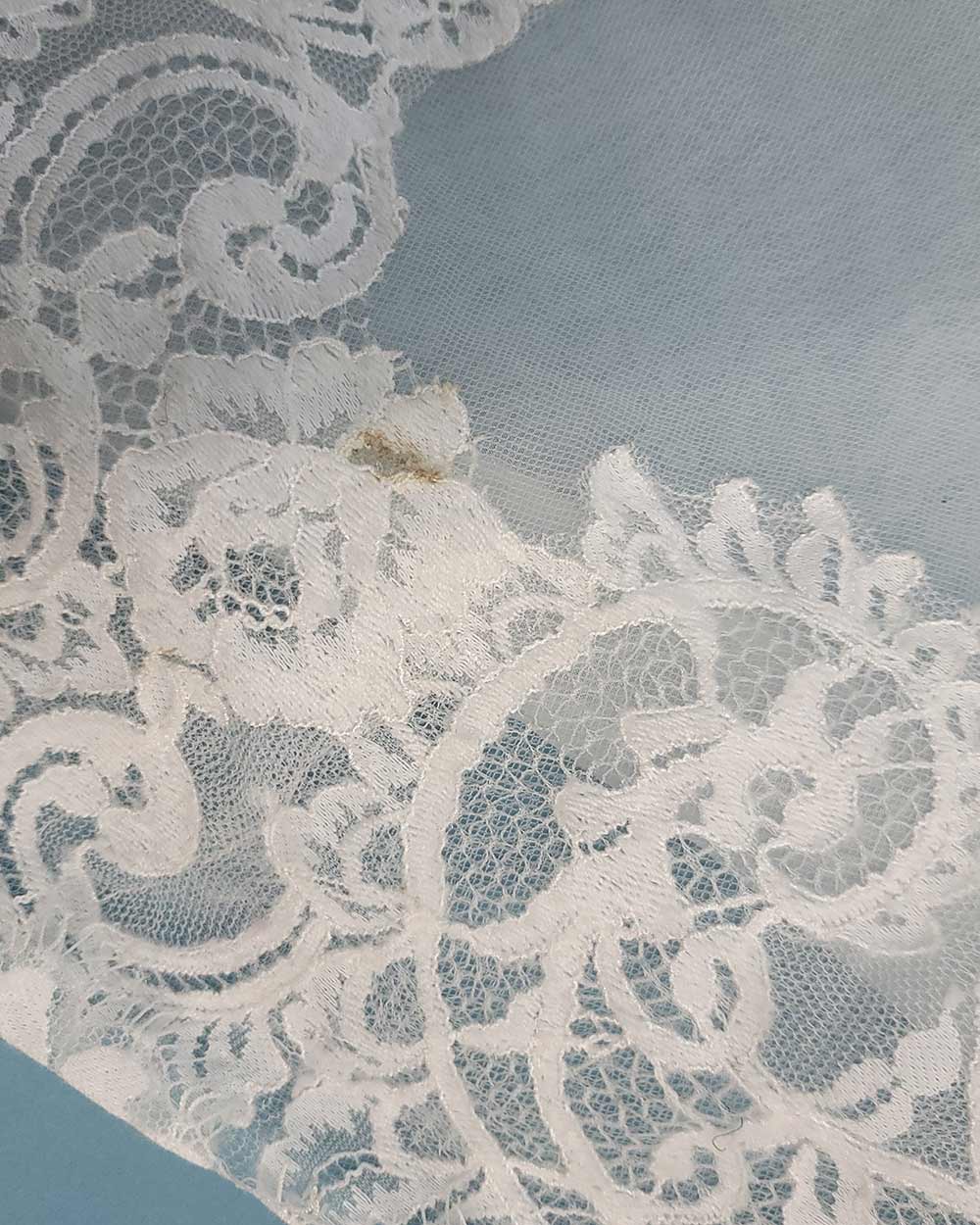 Ella Rosa Ivory A Line Strapless Wedding Dress Size 10
