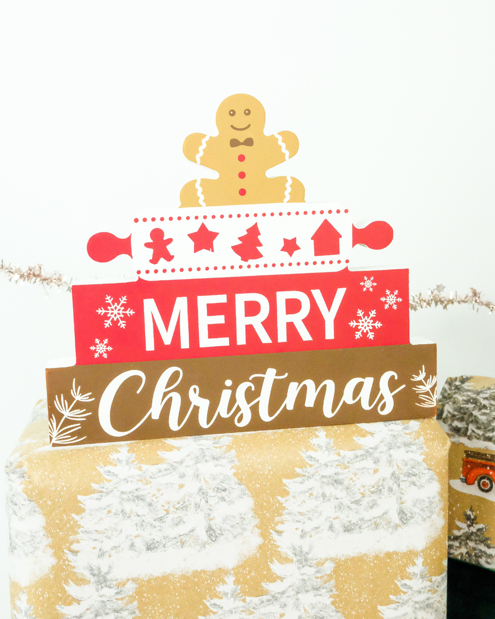 Merry Christmas Gingerbread Sign Standing Decoration