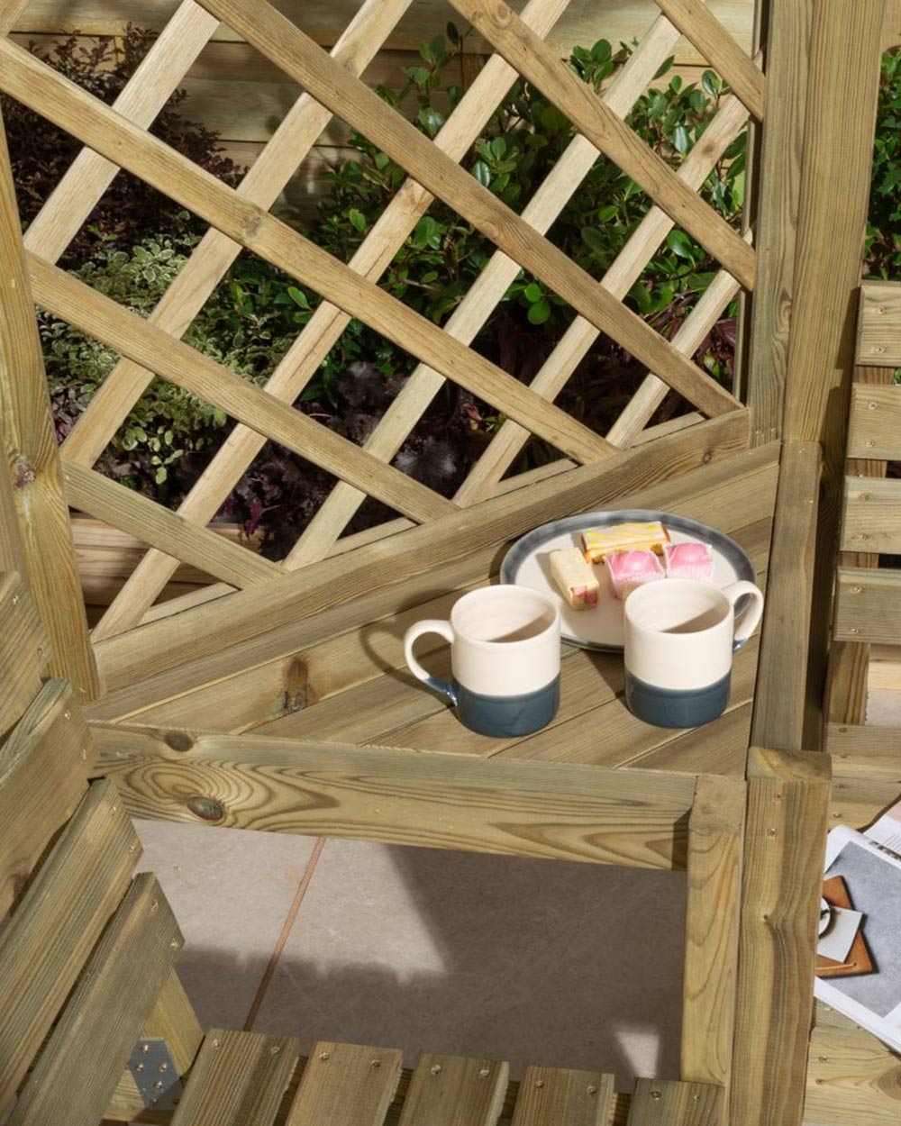 Pemberley Corner Garden Arbour Rowlinson 4 Seater