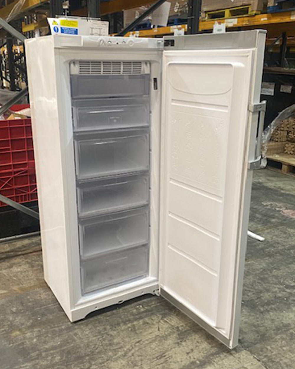 Hotpoint Freestanding Medium Freezer