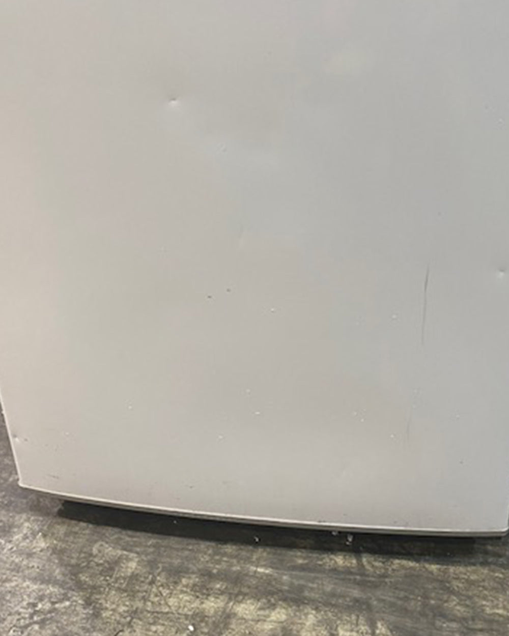 Hotpoint Freestanding Medium Freezer