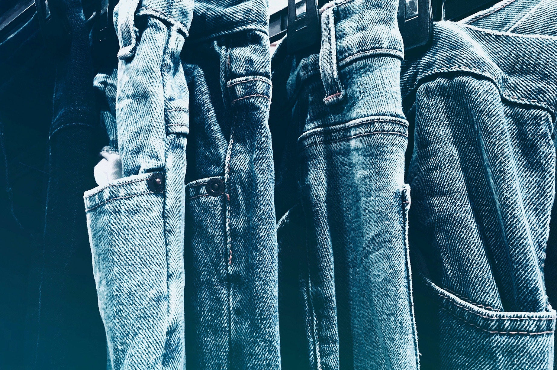 Men's jeans & trousers