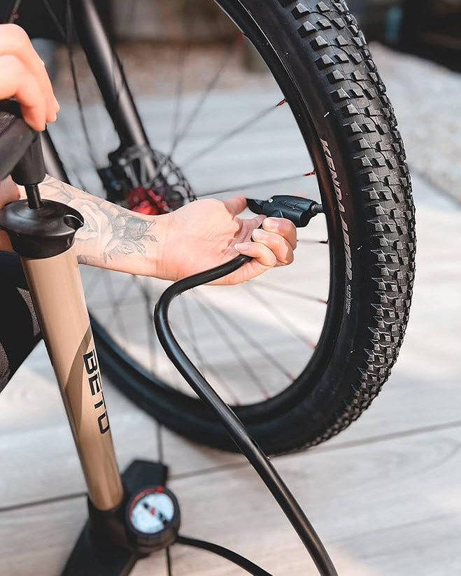 Beto Floor Pump For Bike Tyres  Silver