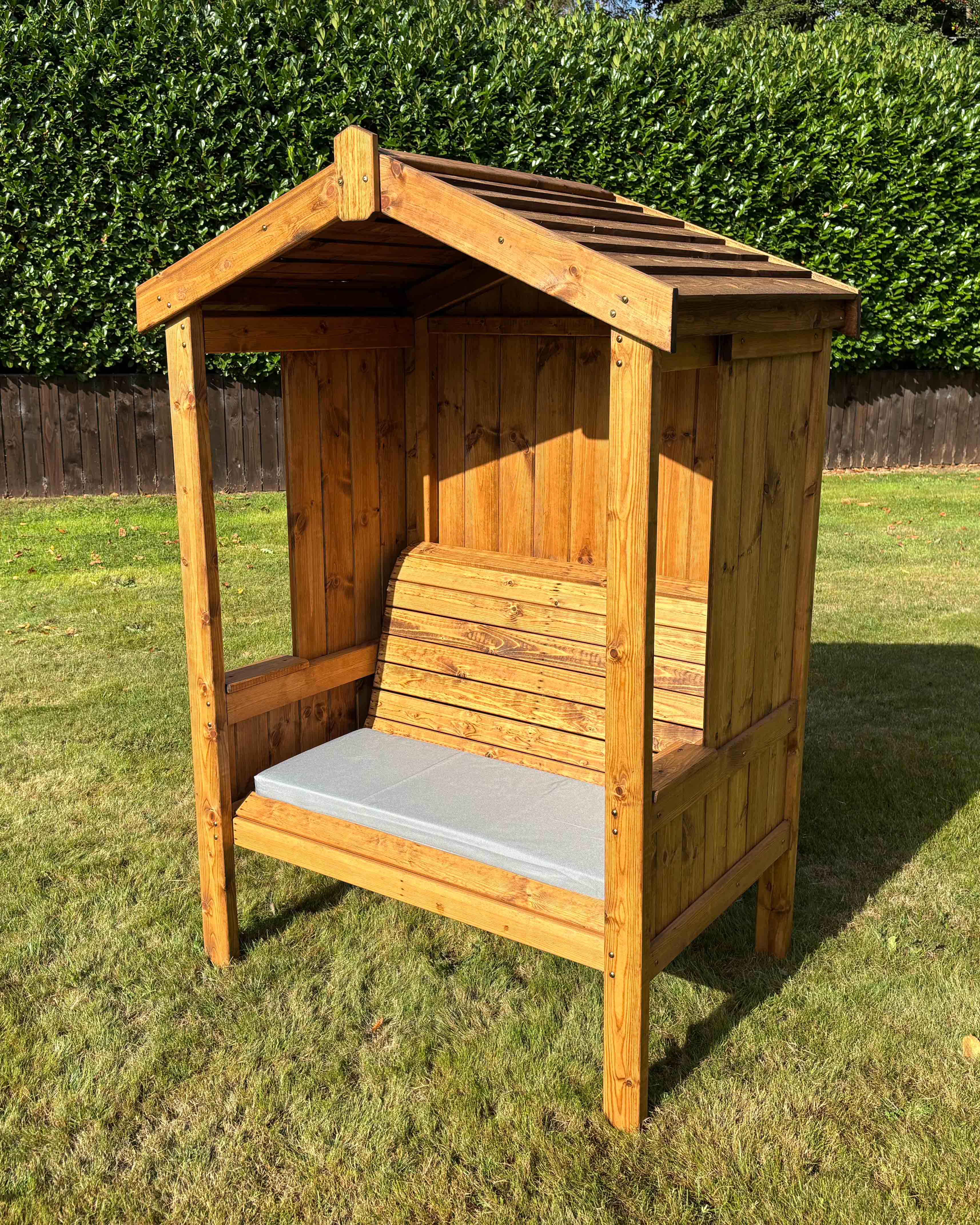 Charles Taylor Two Seater Imperial Arbour Grey Accessories