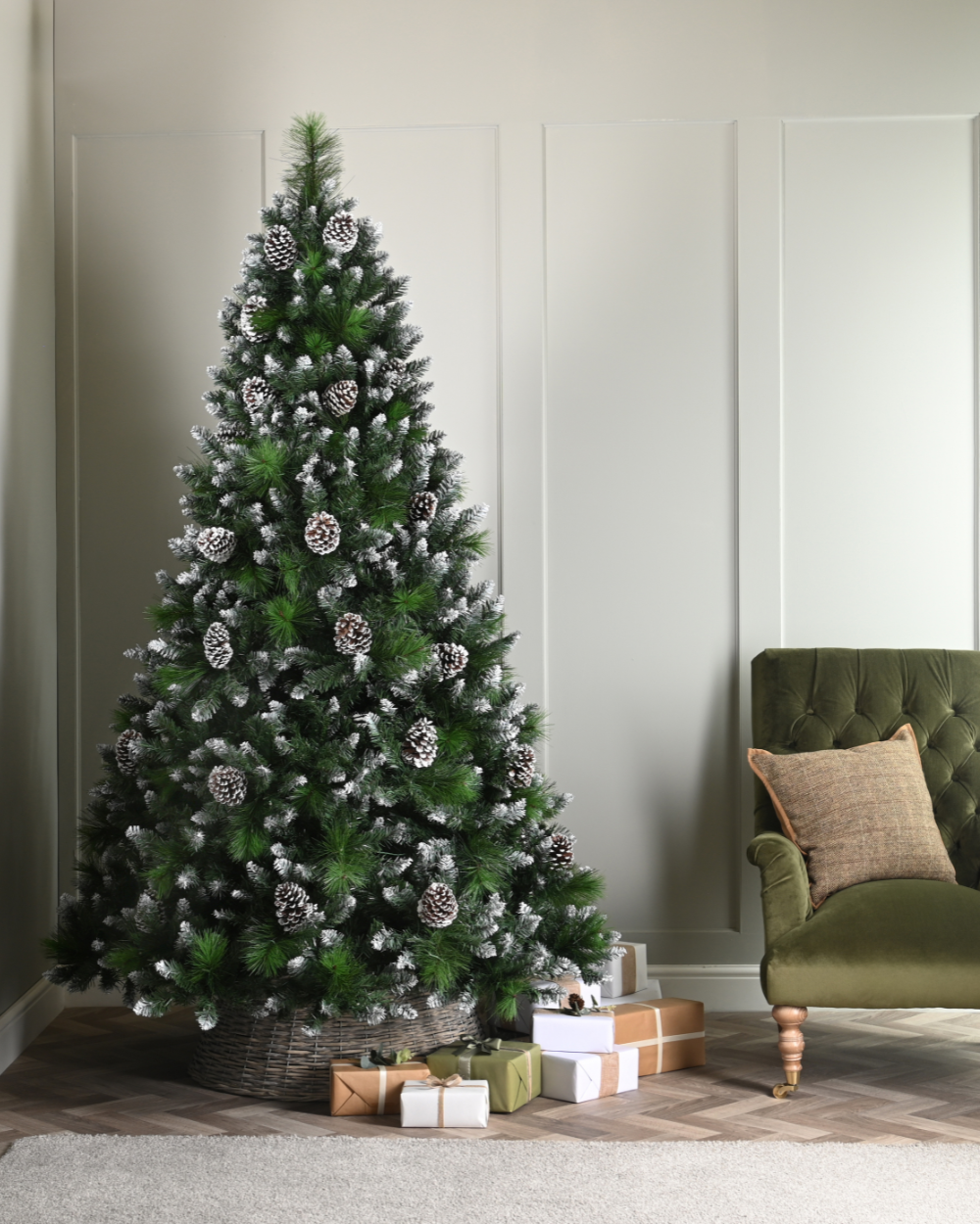 Grand River Pine Christmas Tree 180cm
