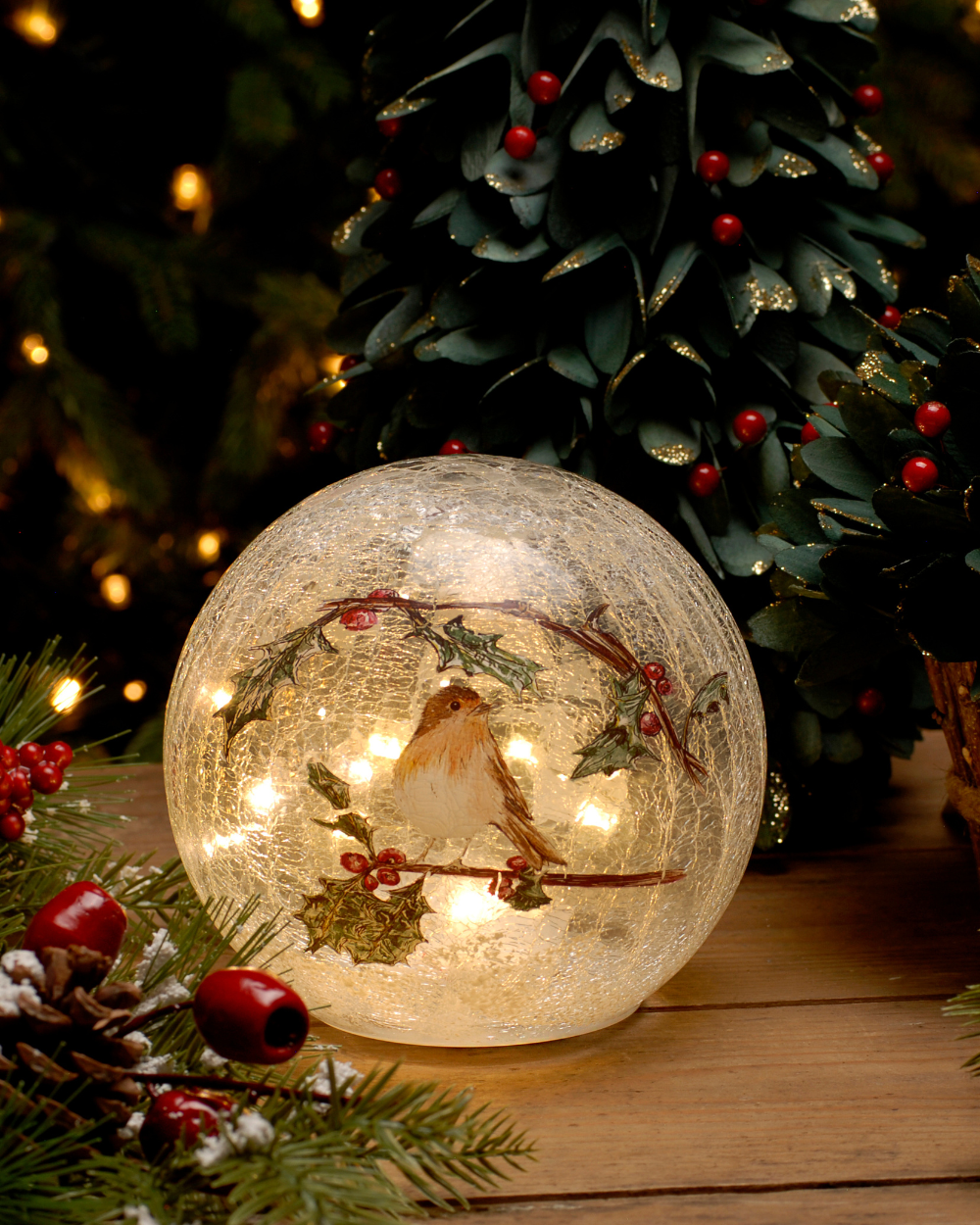Crackle Effect Robin Ball Light 15cm