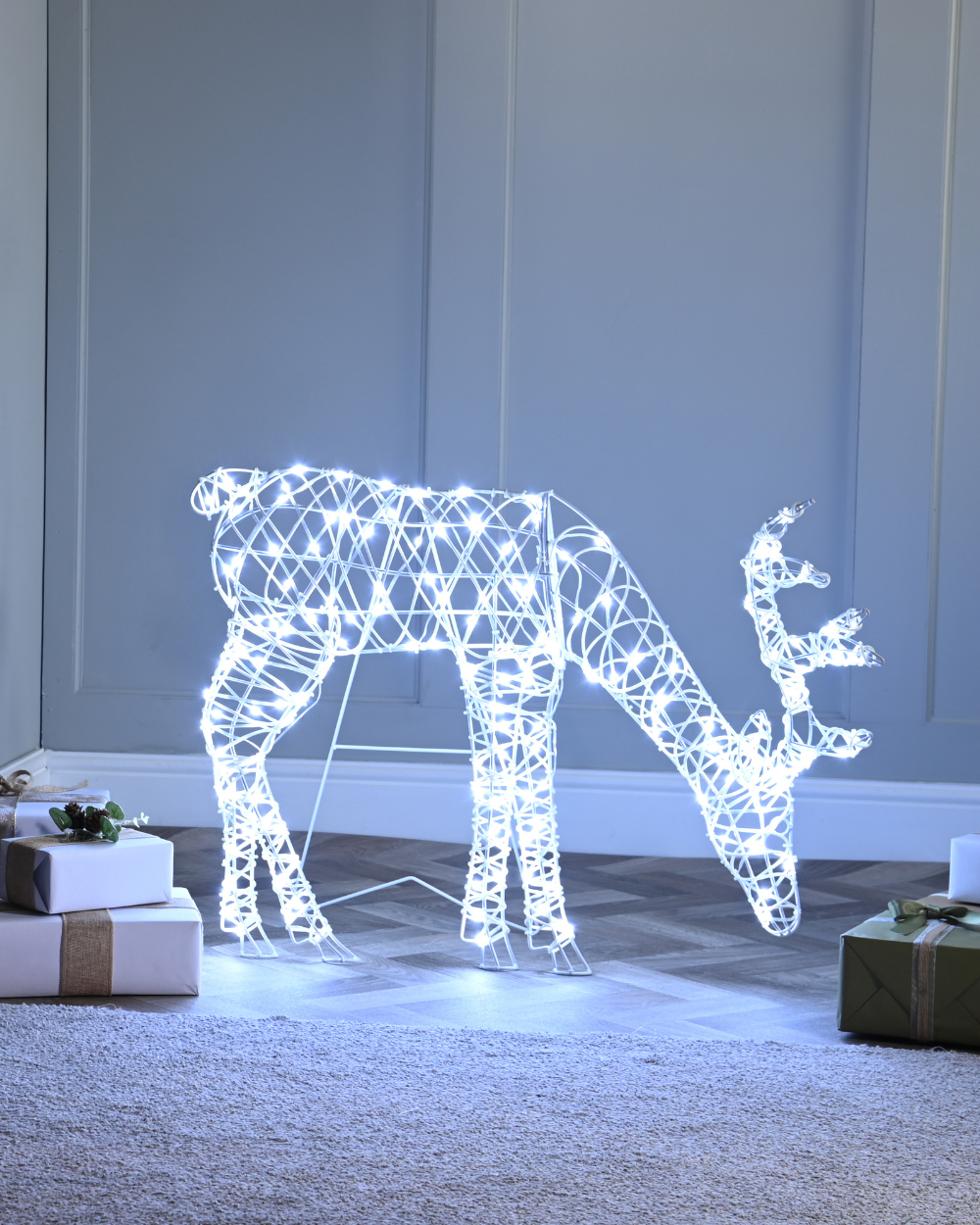 Faux Rattan 2D Stag White Light LED 92cm