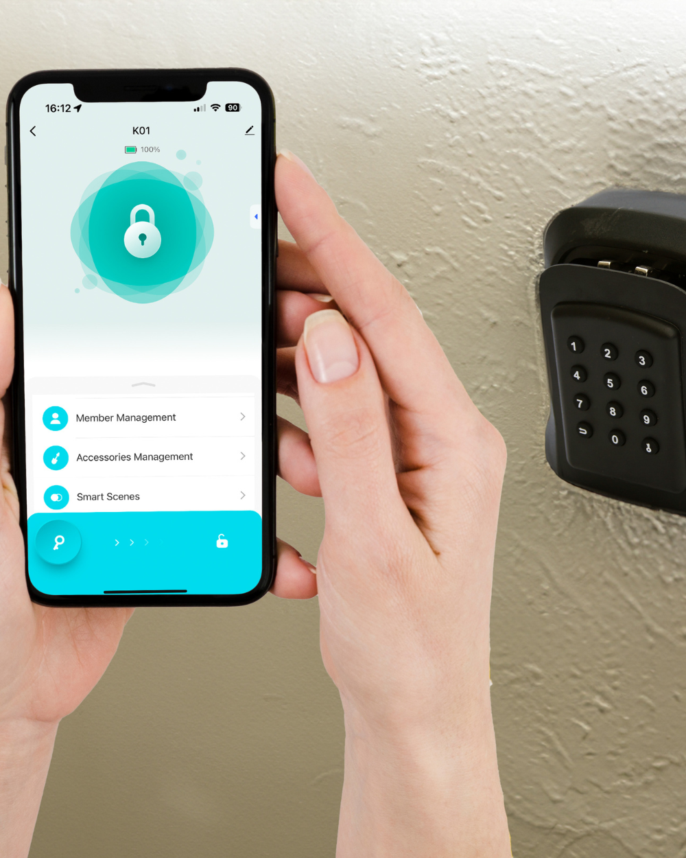 Smart Key Safe Black App Access