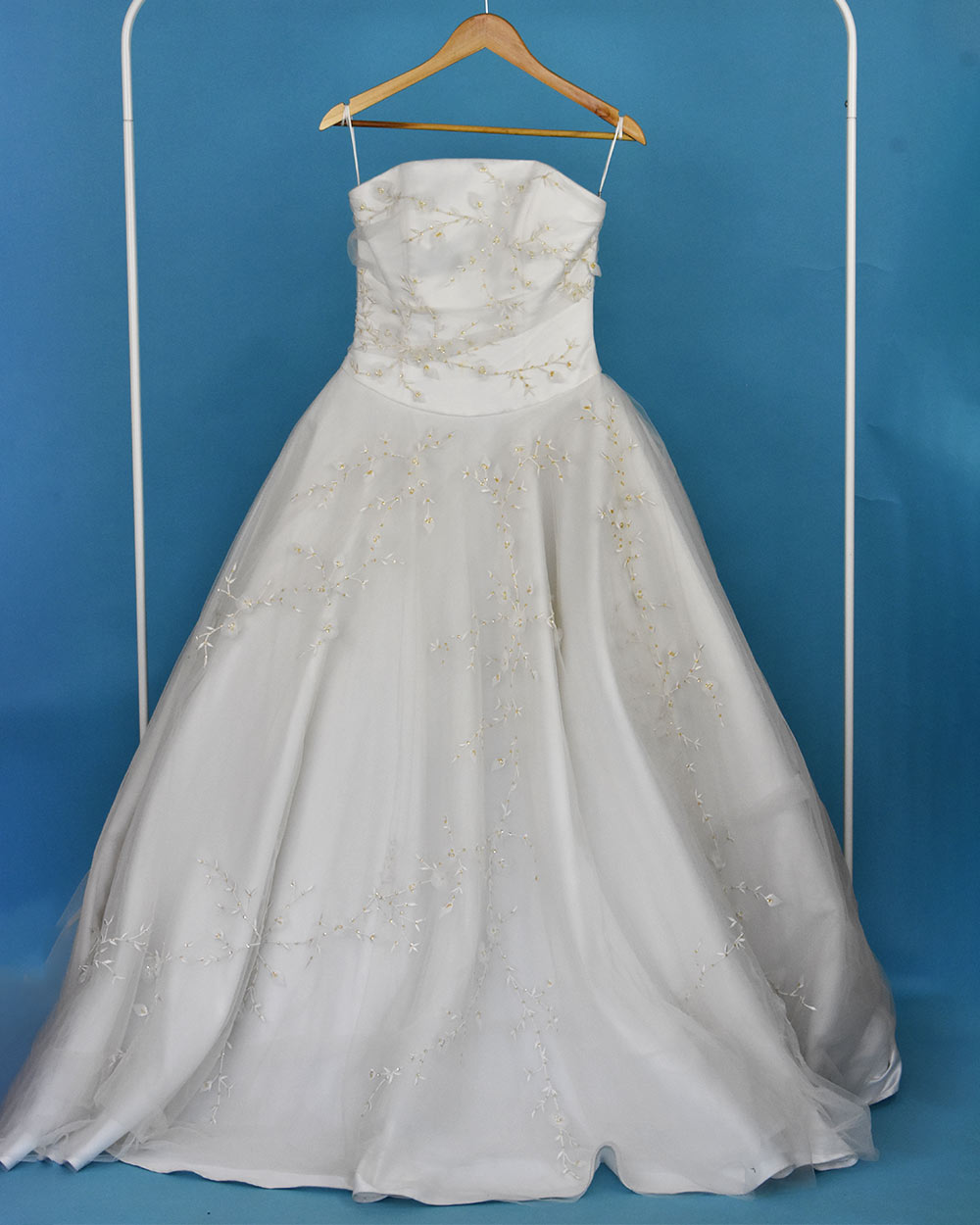 Augusta Jones Ivory Ballgown Wedding Dress Size 12