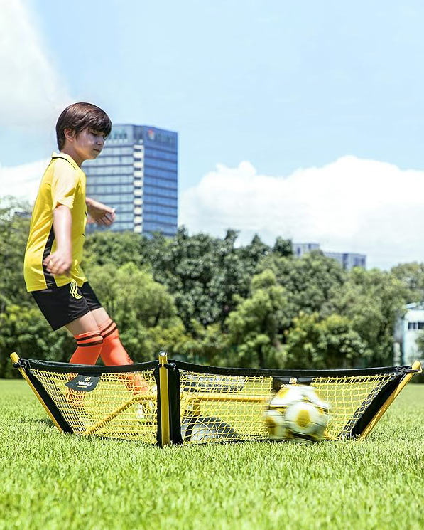 PodiuMax Football Rebounder Net