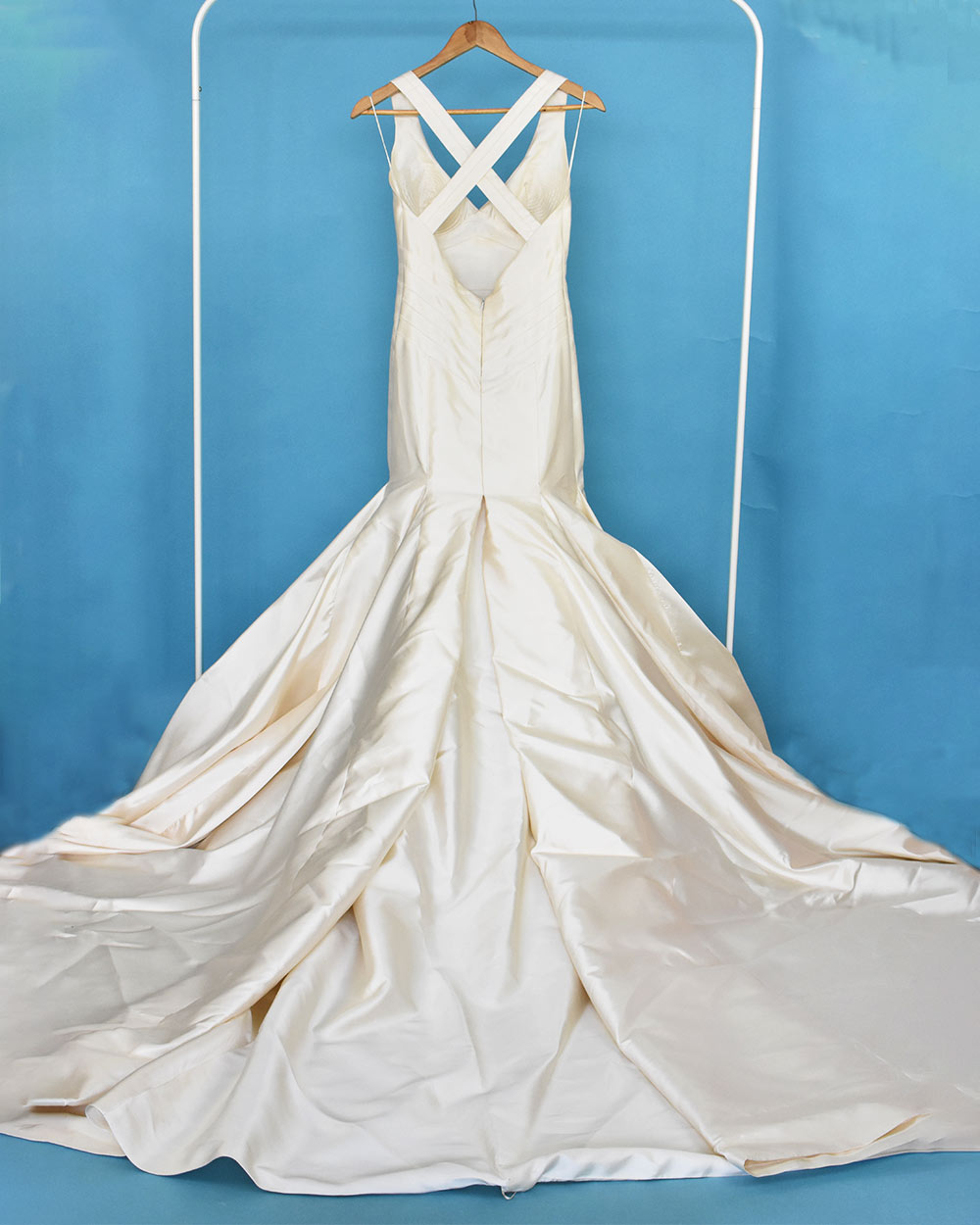 Amanda Wakeley Ivory Fishtail Wedding Dress Size 8