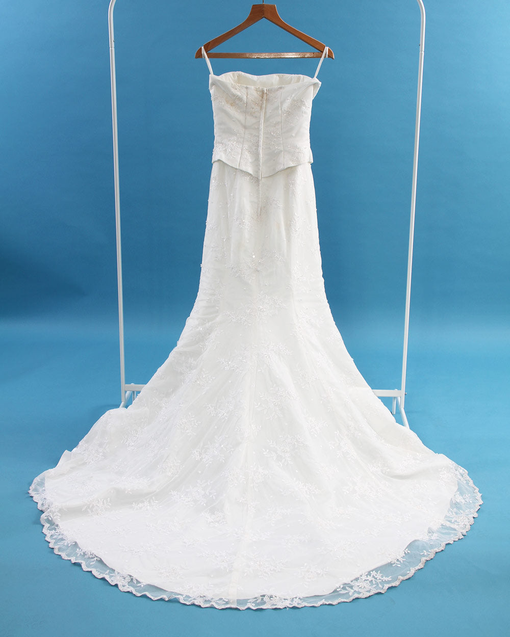 Ivory Strapless Fishtail Wedding Dress