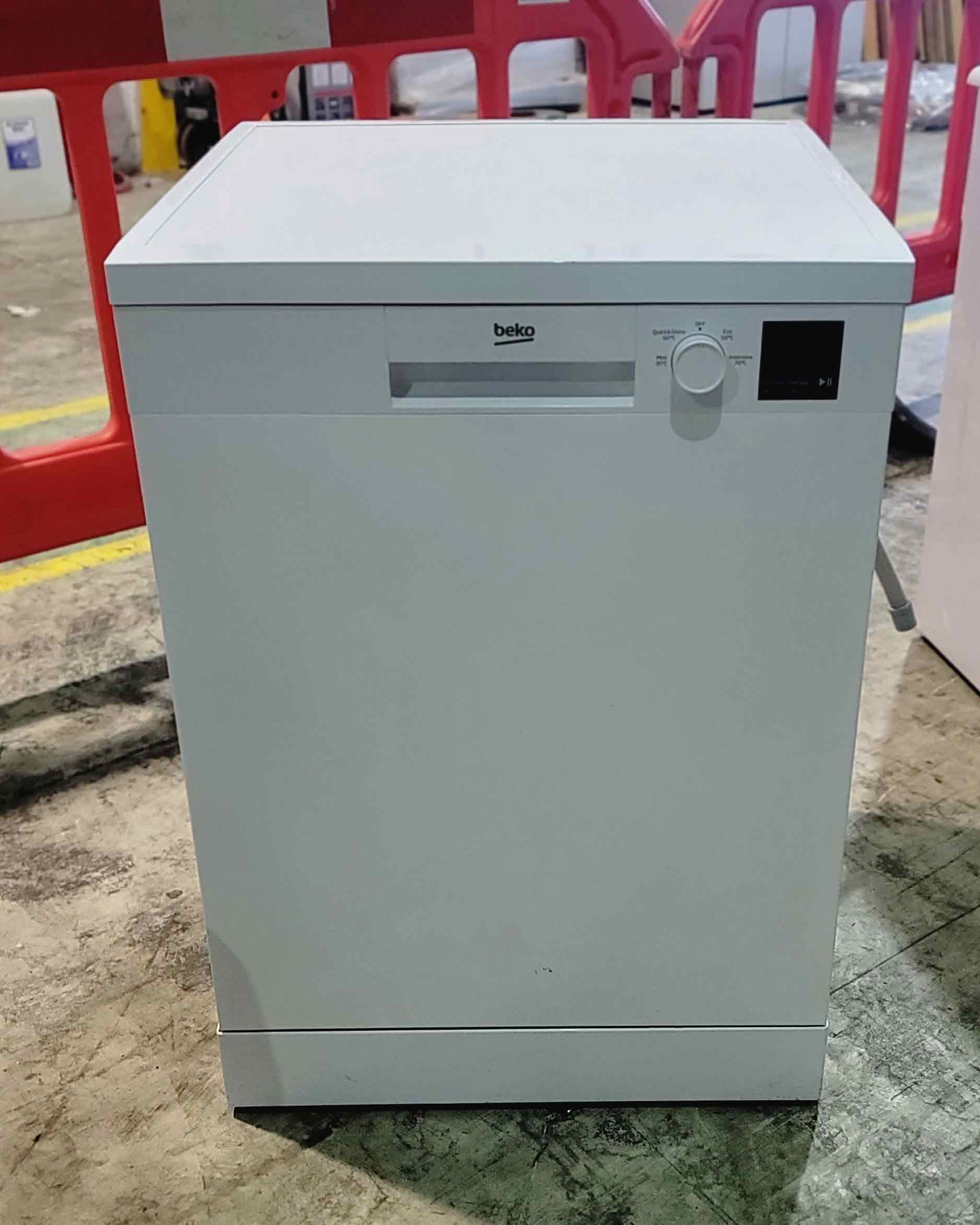 Beko Dishwasher White DVN04X20W