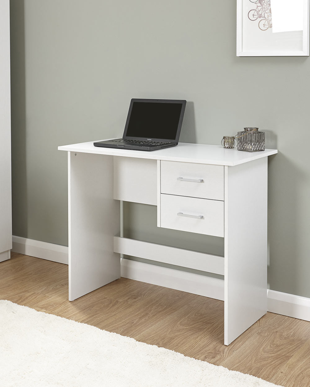 lifestyle image of this panama 1 drawer desk in a home