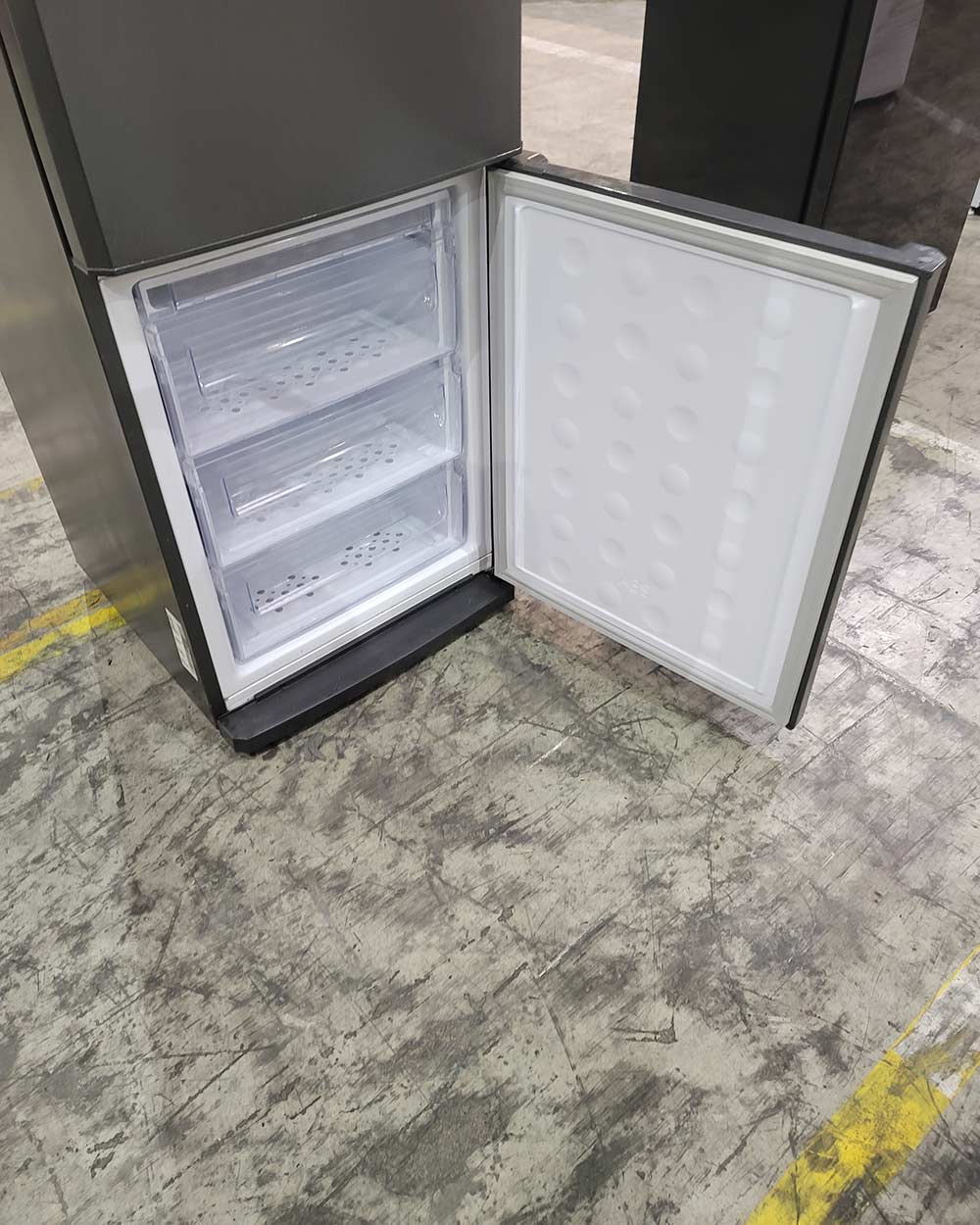 Samsung Large Fridge Freezer rl38sbtb Grey | Sue Ryder